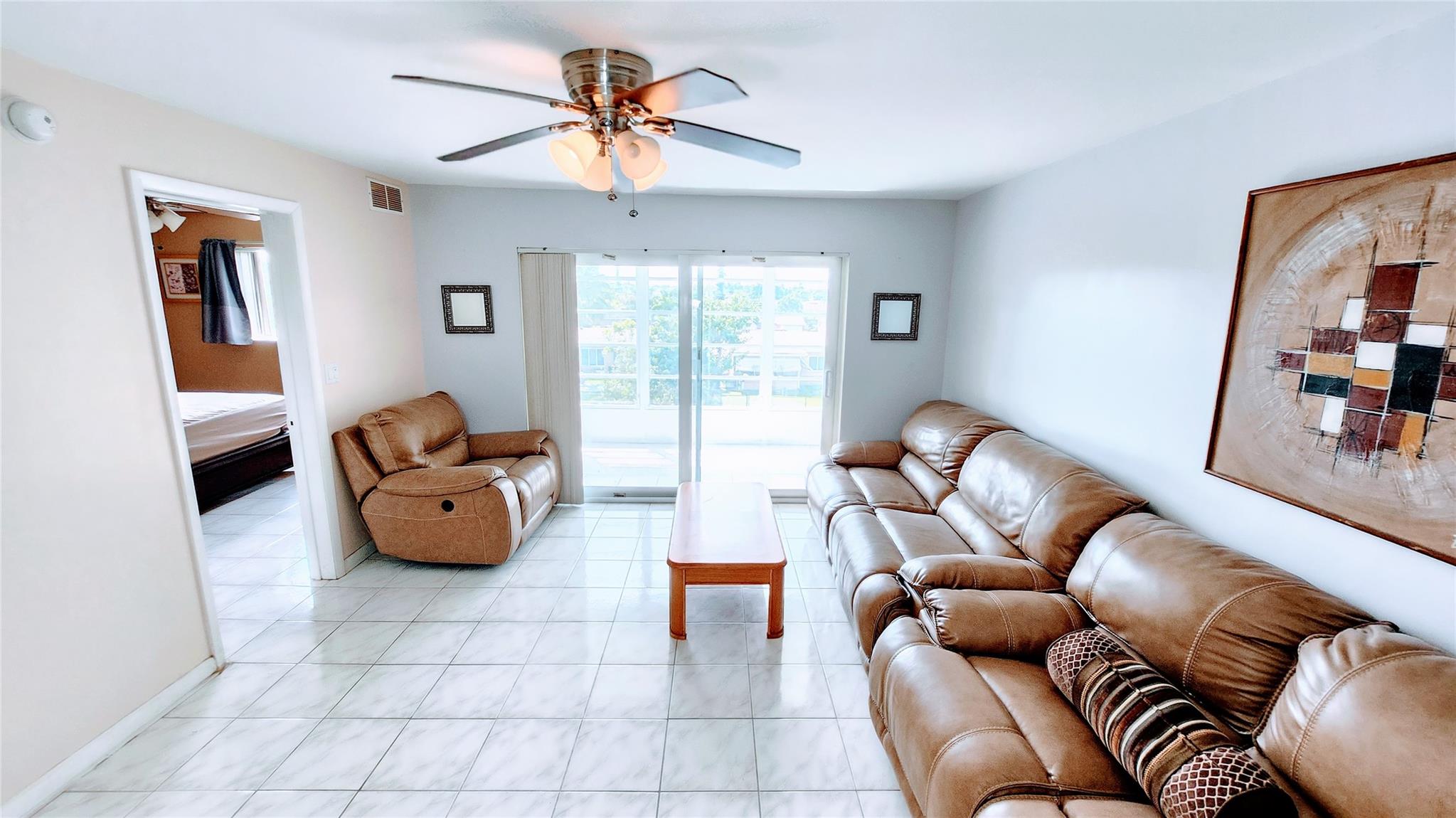 Photo for 2721 N Pine Island Road, 309, Sunrise, FL 33322 - listing #FX-10530500 2721 N Pine Island Road, 309, Sunrise, FL 33322