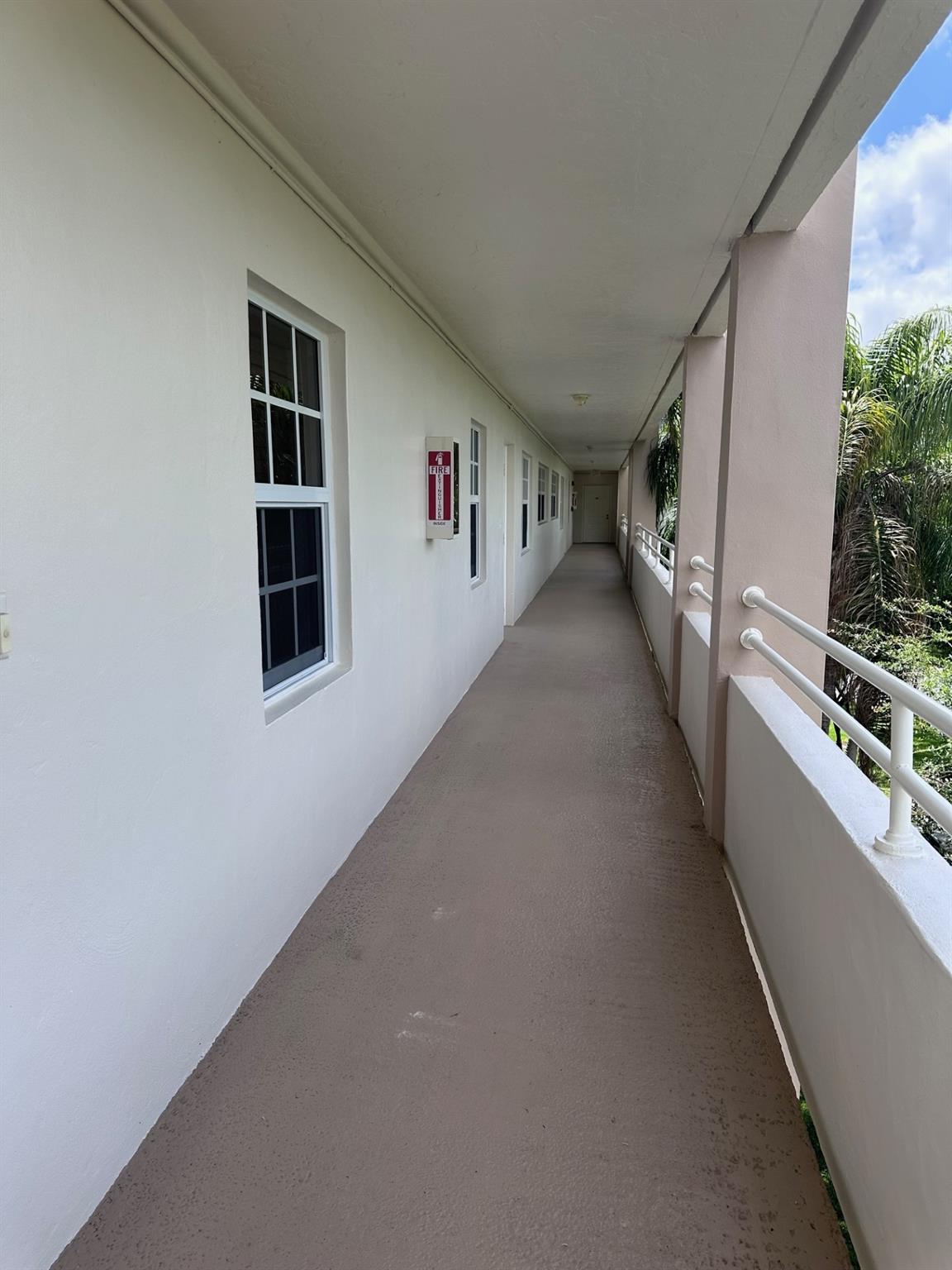 Photo for 3850 Oaks Clubhouse Drive, 403, Pompano Beach, FL 33069 - Listing #FX-10500367 3850 Oaks Clubhouse Drive, 403, Pompano Beach, FL 33069