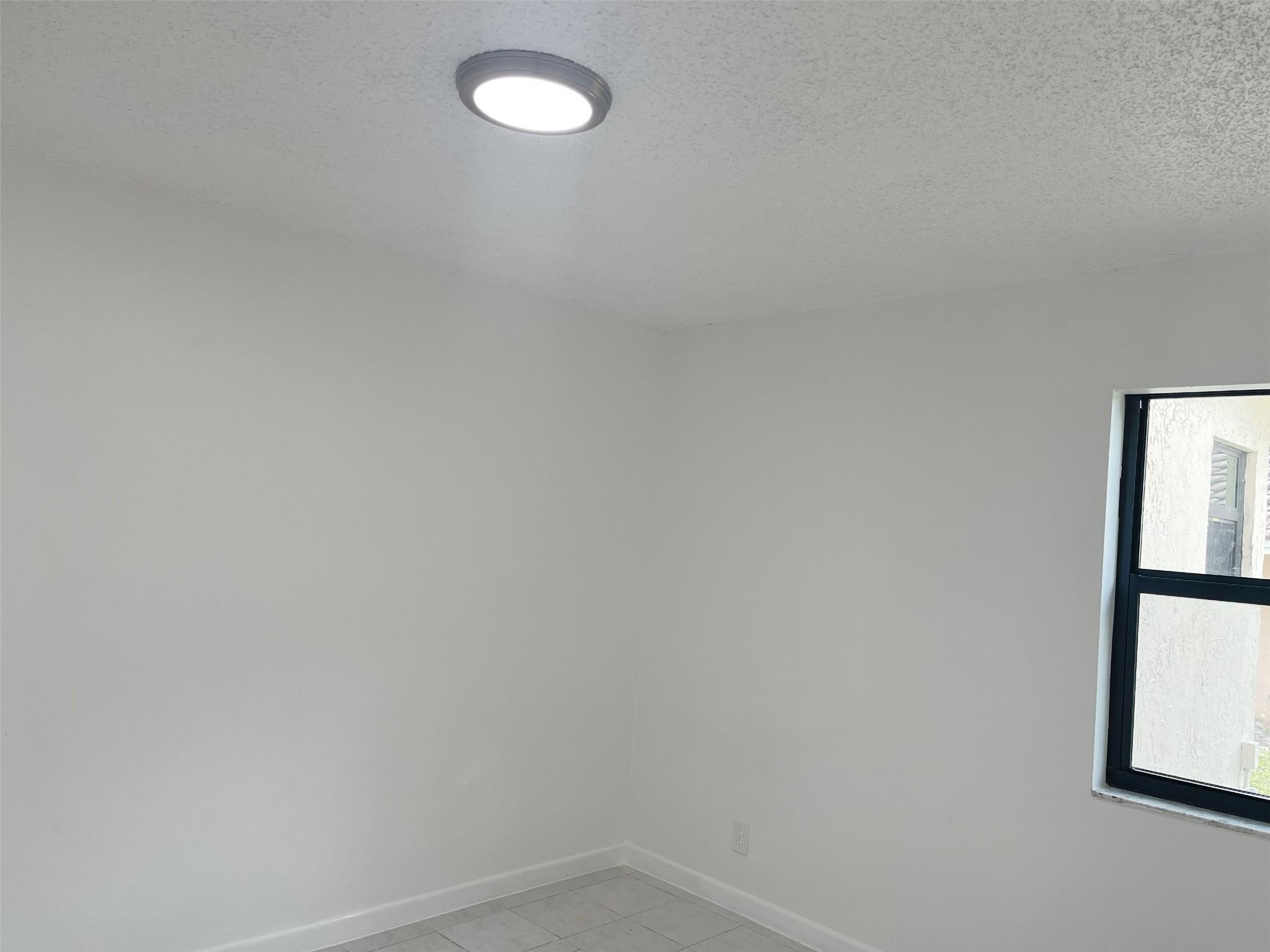 4104 NW 114th Avenue, Coral Springs, FL 33065