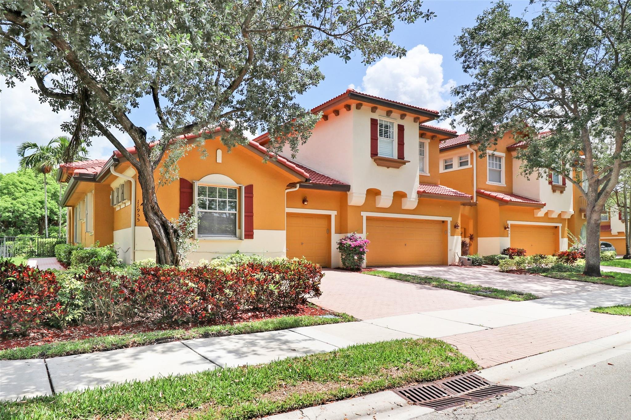 11955 NW 57th Mnr, Coral Springs, FL 33076