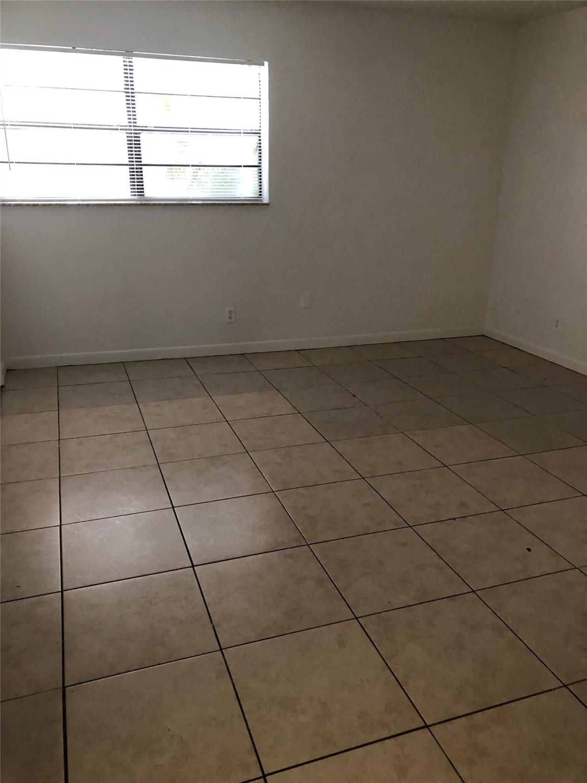 3750 NW 115th Way 4-1, Coral Springs, FL 33065