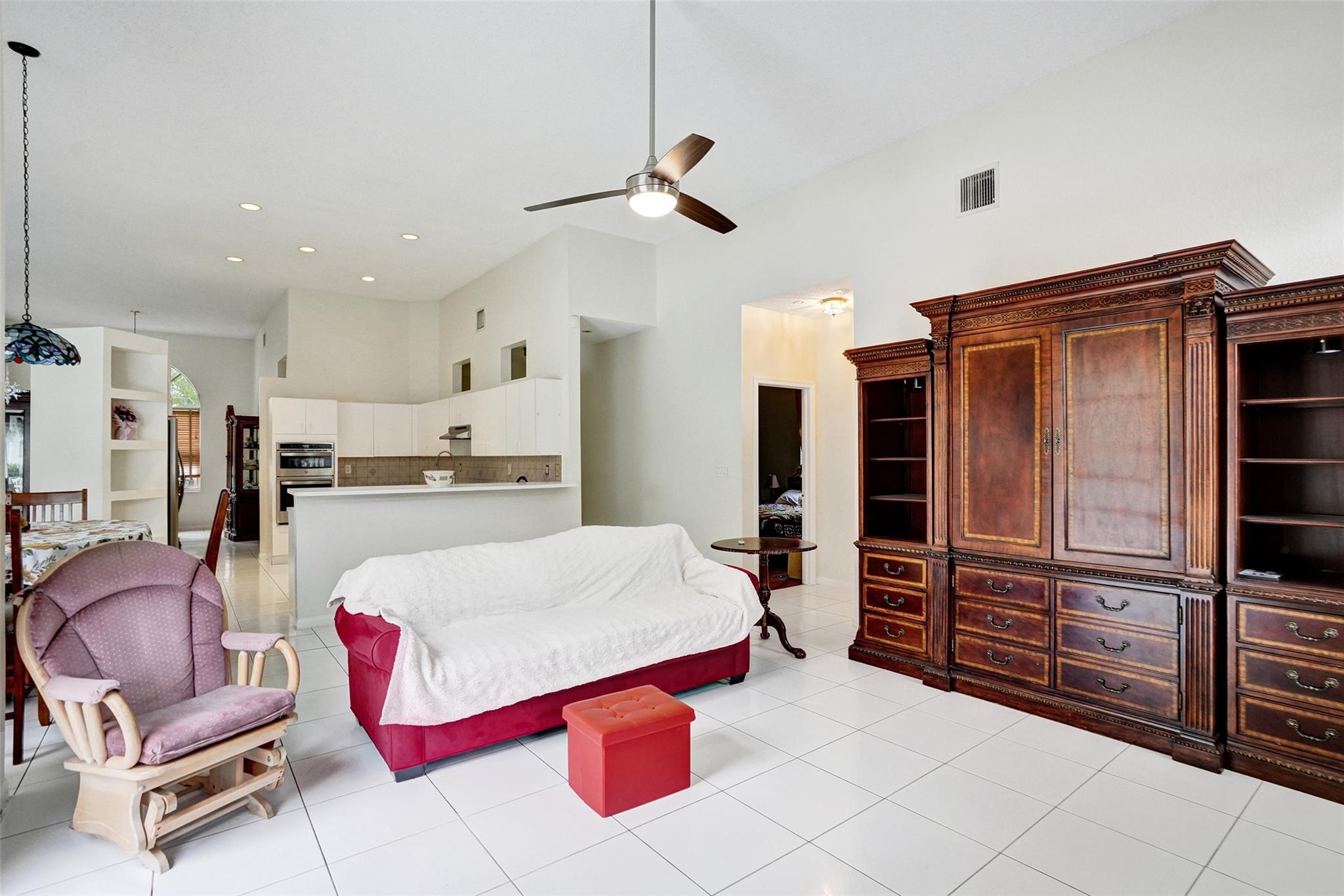 6411 NW 41st Street, Coral Springs, FL 33067