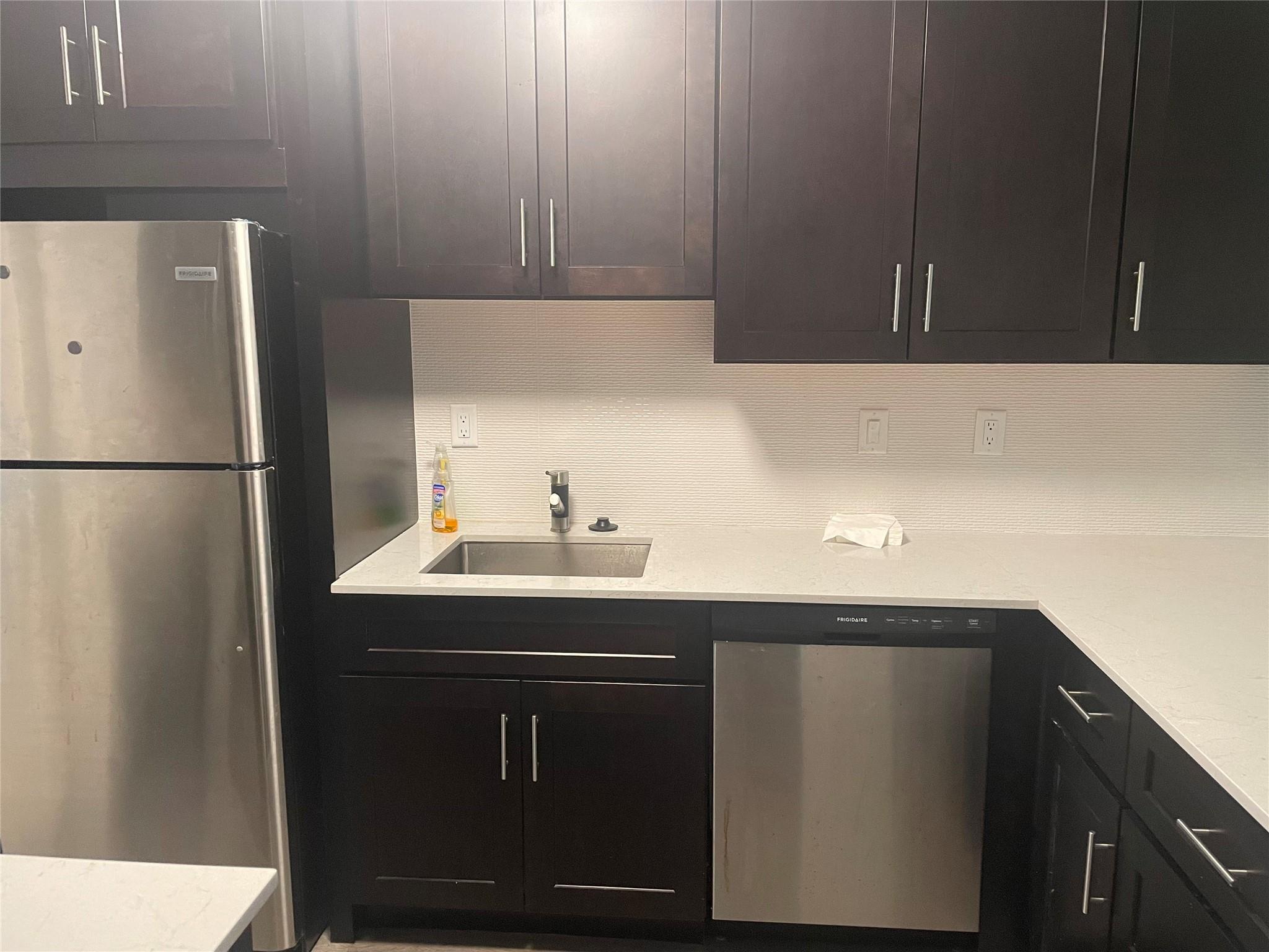 698 NE Spanish River Boulevard 23, Boca Raton, FL 33431