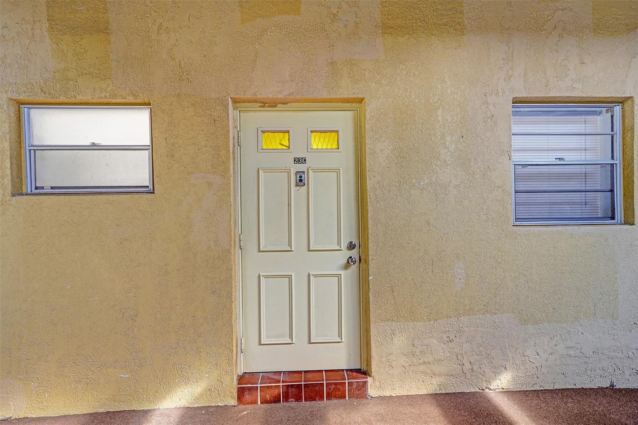 Photo for 5140 SW 40th Avenue 23C, Dania Beach, FL 33314 - Listing #FX-10530310 Photo 1