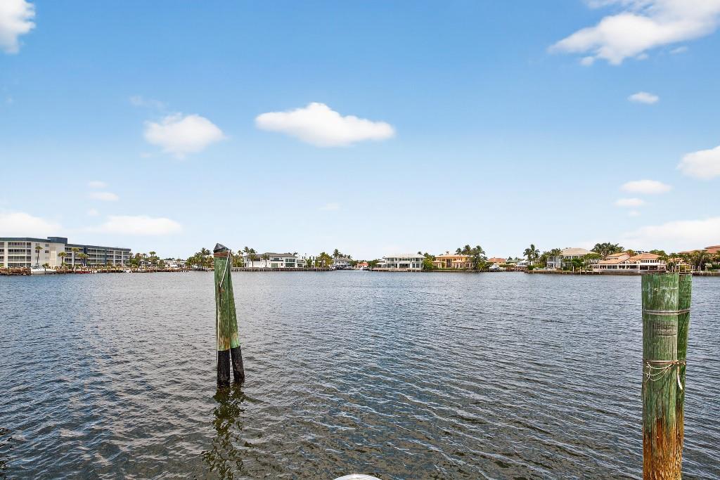 Photo for 483 Pelican Way, Delray Beach, FL 33483 - Listing #FX-10519059 483 Pelican Way, Delray Beach, FL 33483