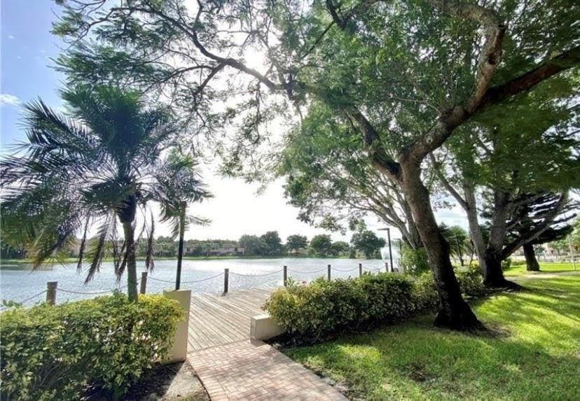 Photo for 3751 Cocoplum Circle, 3564, Coconut Creek, FL 33063 - Listing #FX-10525620 3751 Cocoplum Circle, 3564, Coconut Creek, FL 33063
