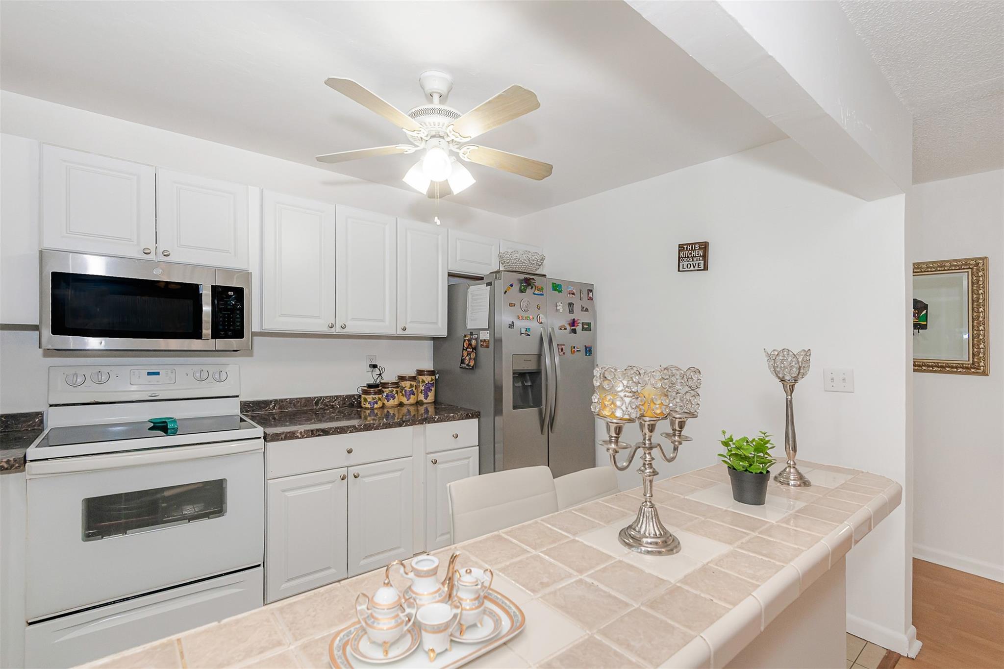 4123 NW 88th Avenue 206, Coral Springs, FL 33065