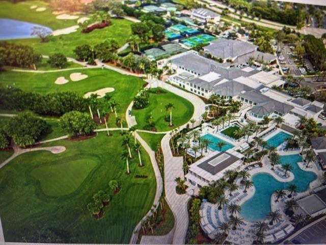 808 S Bridgewood Place 808, Boca Raton, FL 33434