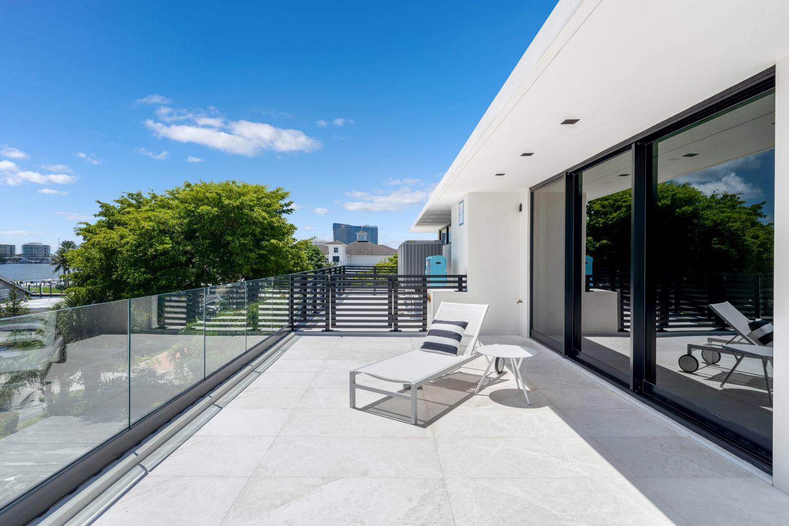 1721 SE 11th Street, Fort Lauderdale, FL 33316