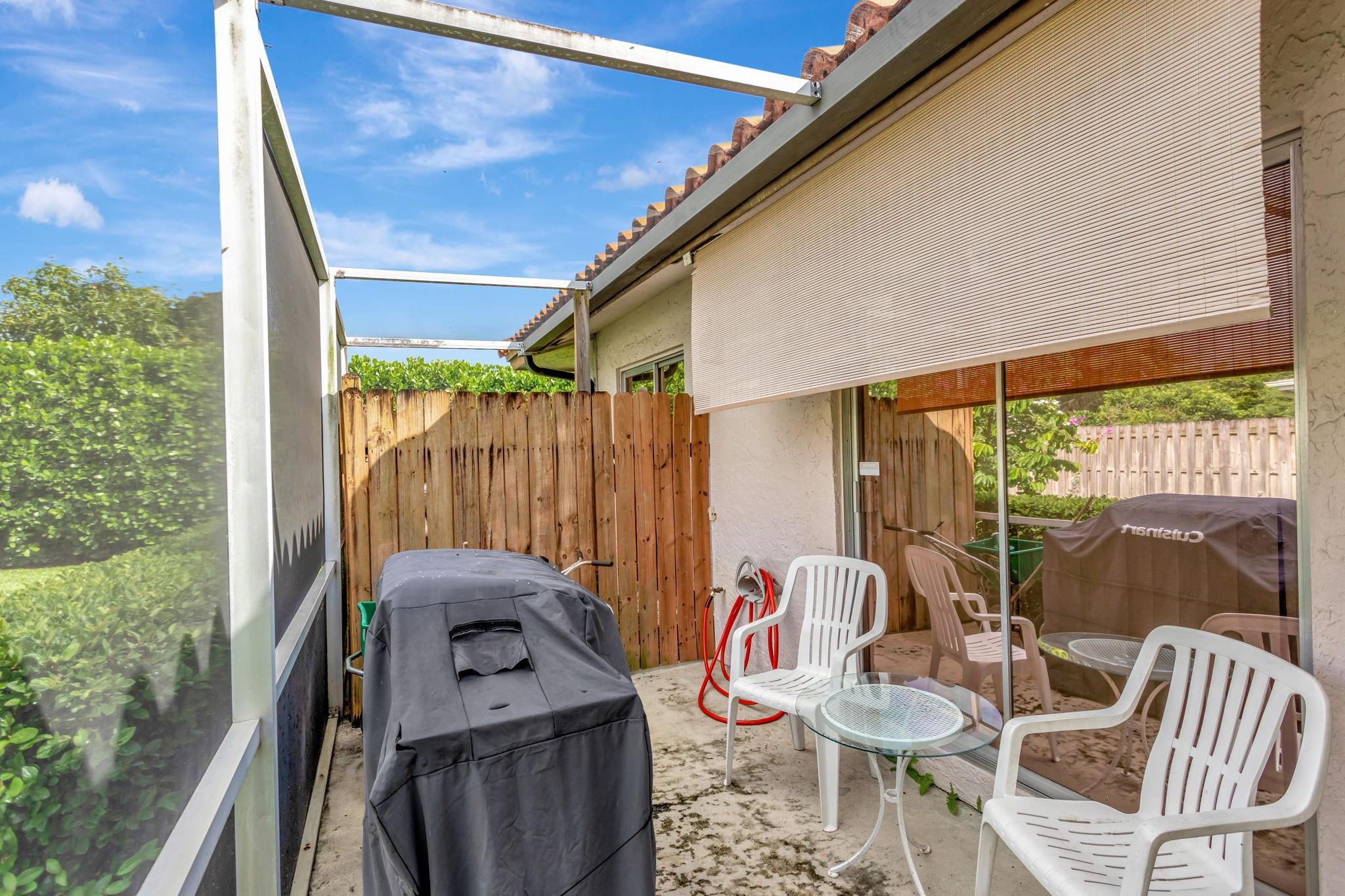 10072 Ramblewood Drive, Coral Springs, FL 33071