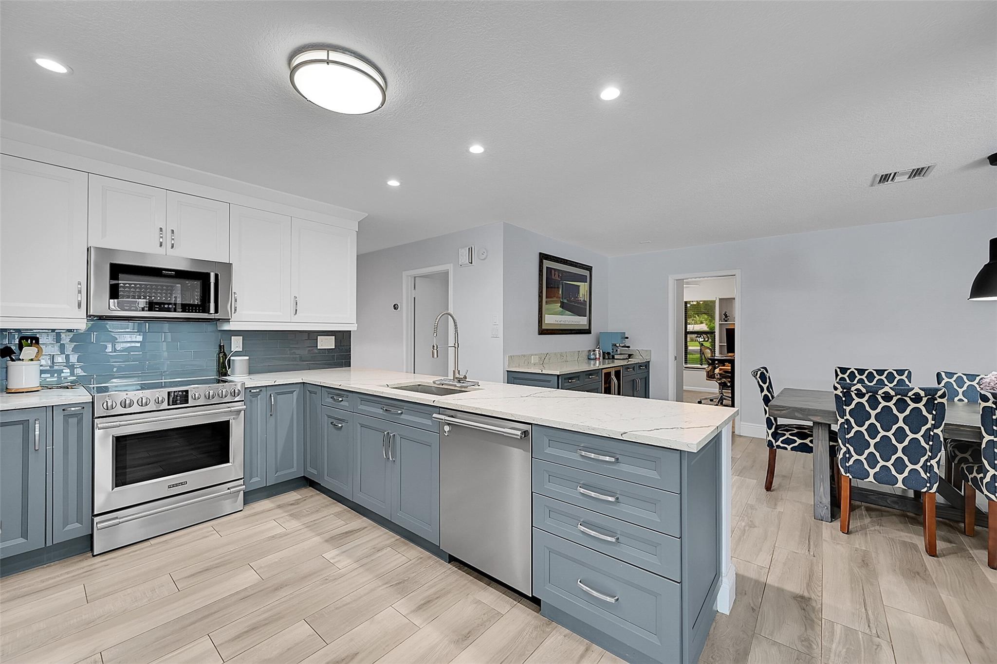 Photo for 2014 NW 102nd Terrace, Coral Springs, FL 33071 - Listing #FX-10524328 2014 NW 102nd Terrace, Coral Springs, FL 33071