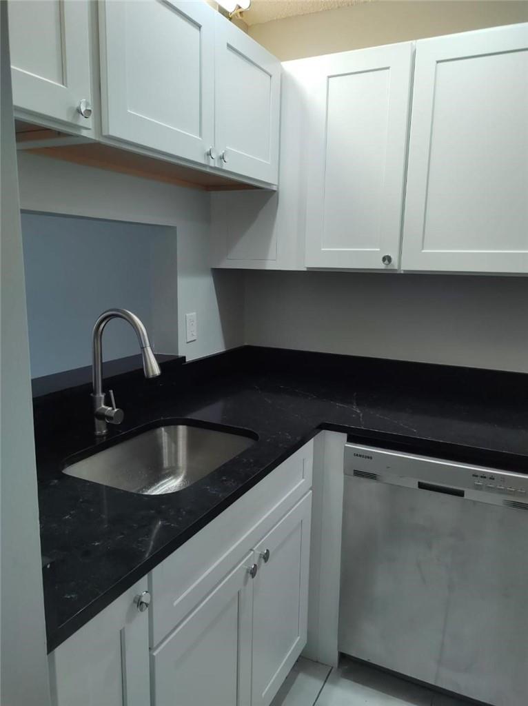 1022 Twin Lakes Drive, Coral Springs, FL 33071