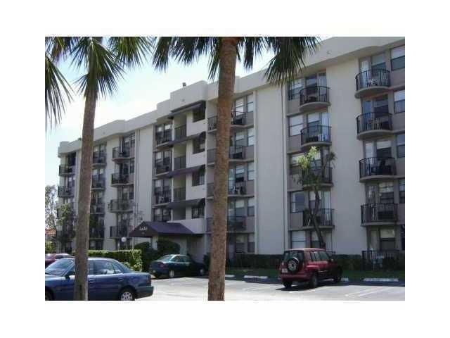 2701 Riverside Drive 311B, Coral Springs, FL 33065