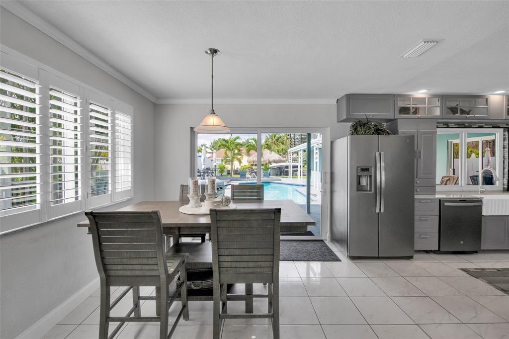 Photo for 5880 SW 19th Street, Plantation, FL 33317 - Listing #FX-10436185 5880 SW 19th Street, Plantation, FL 33317