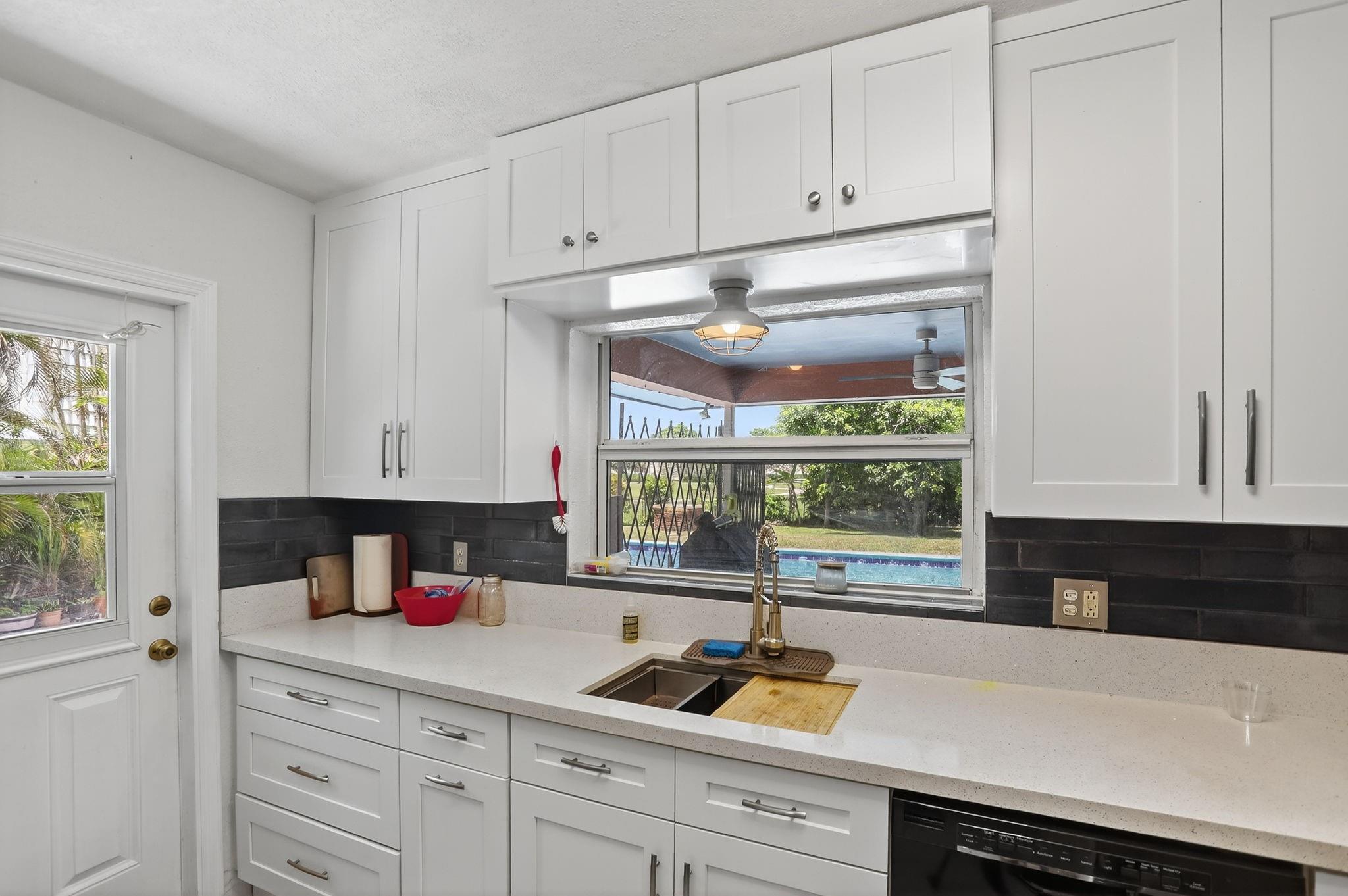 3504 NW 85th Avenue, Coral Springs, FL 33065