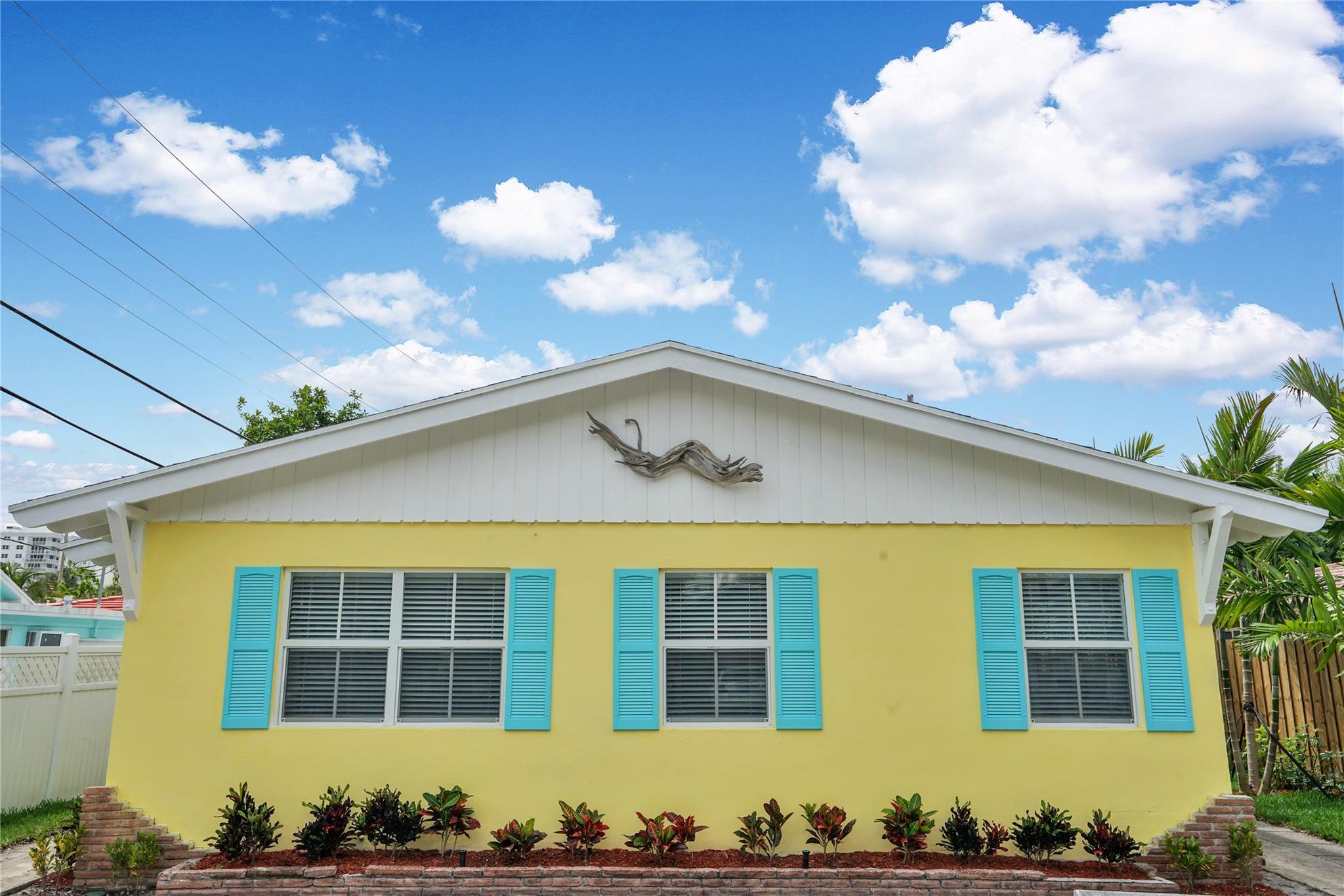 Photo for 3316 SE 4th Street, Pompano Beach, FL 33062 - listing #FX-10554107 3316 SE 4th Street, Pompano Beach, FL 33062