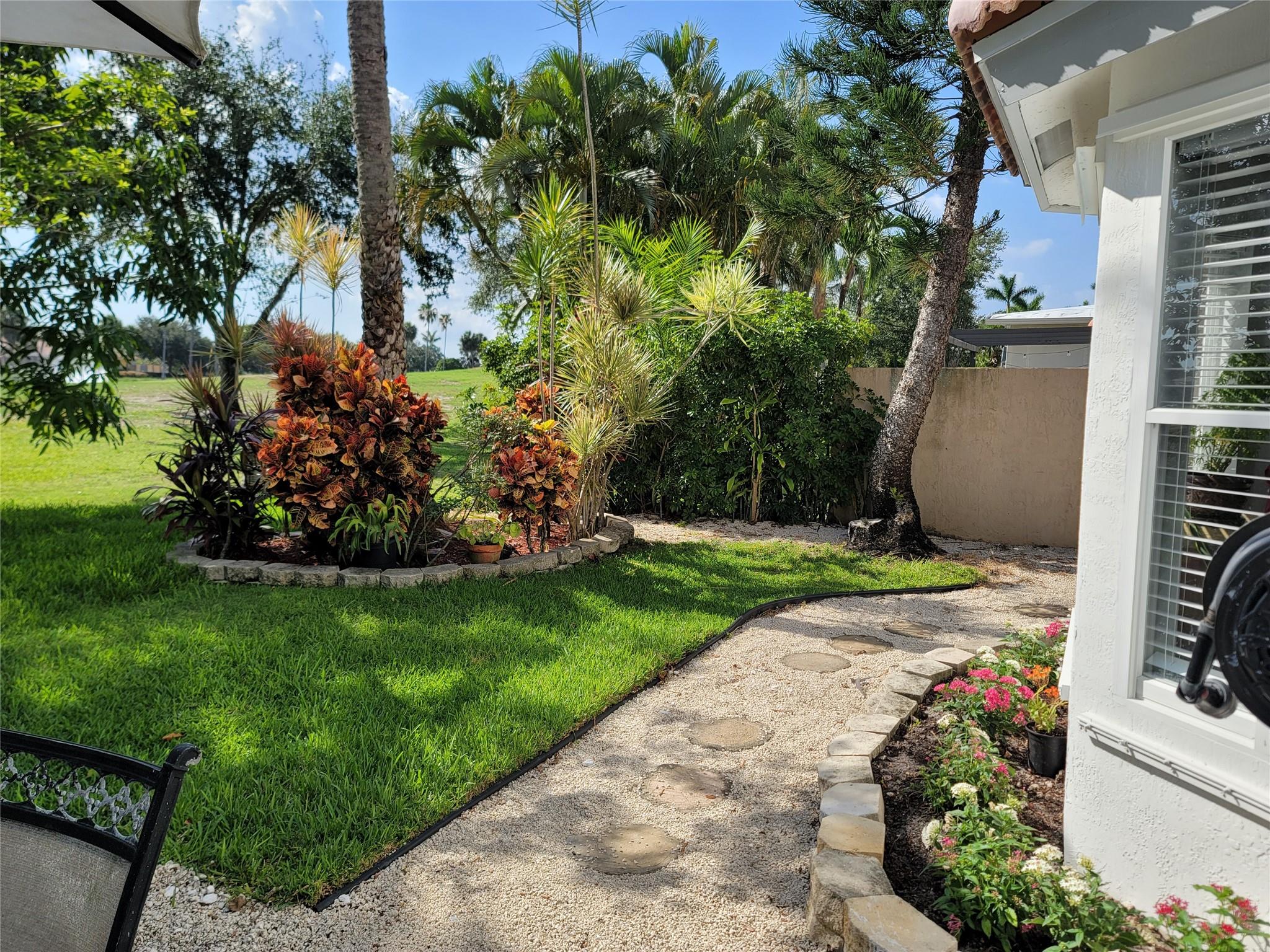 Photo for 8117 Pelican Harbour Drive, Lake Worth, FL 33467 - Listing #FX-10493326 8117 Pelican Harbour Drive, Lake Worth, FL 33467