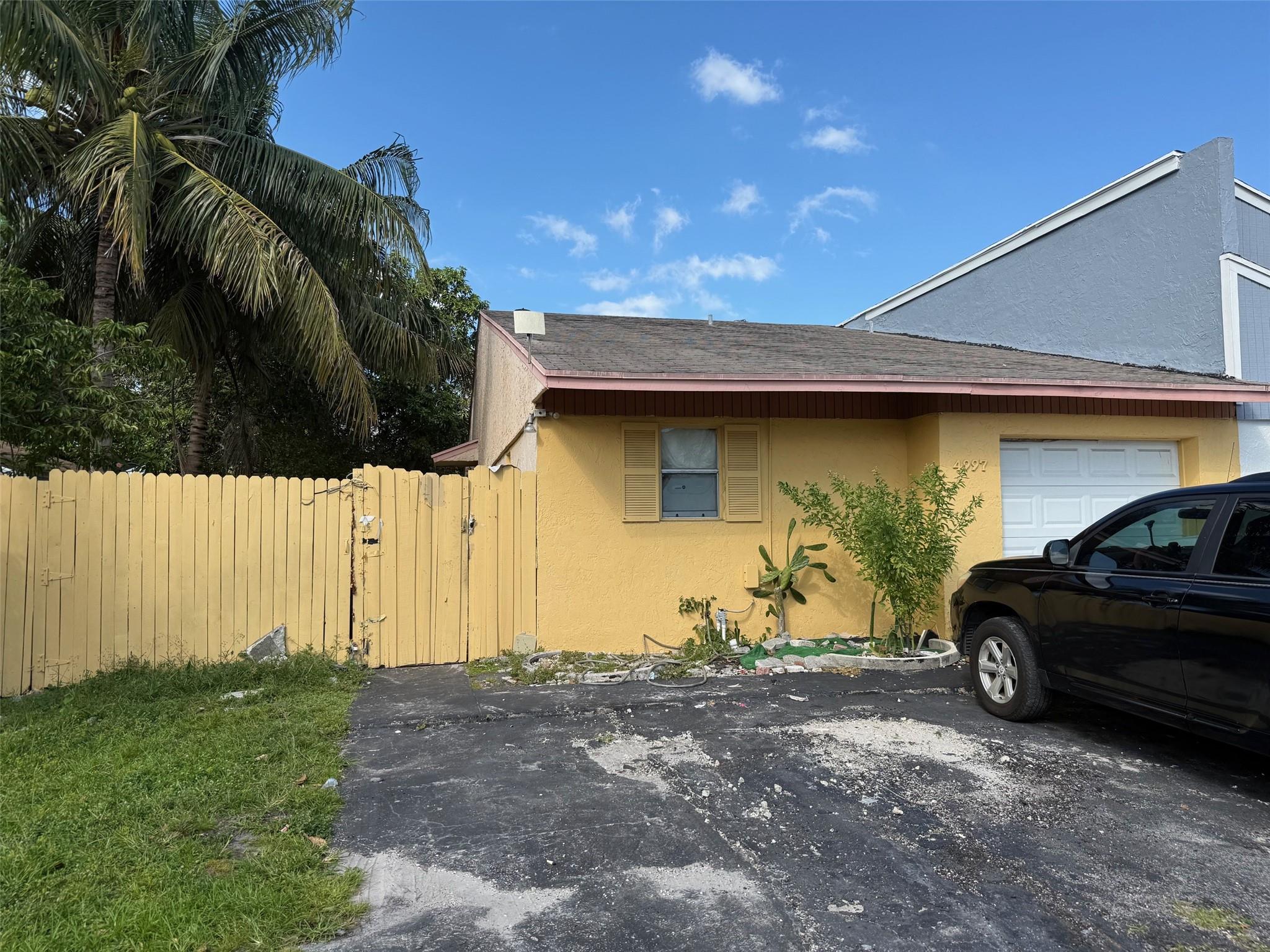 Photo for 4997 NW 6th Court, Delray Beach, FL 33445 - listing #FX-10535021 4997 NW 6th Court, Delray Beach, FL 33445