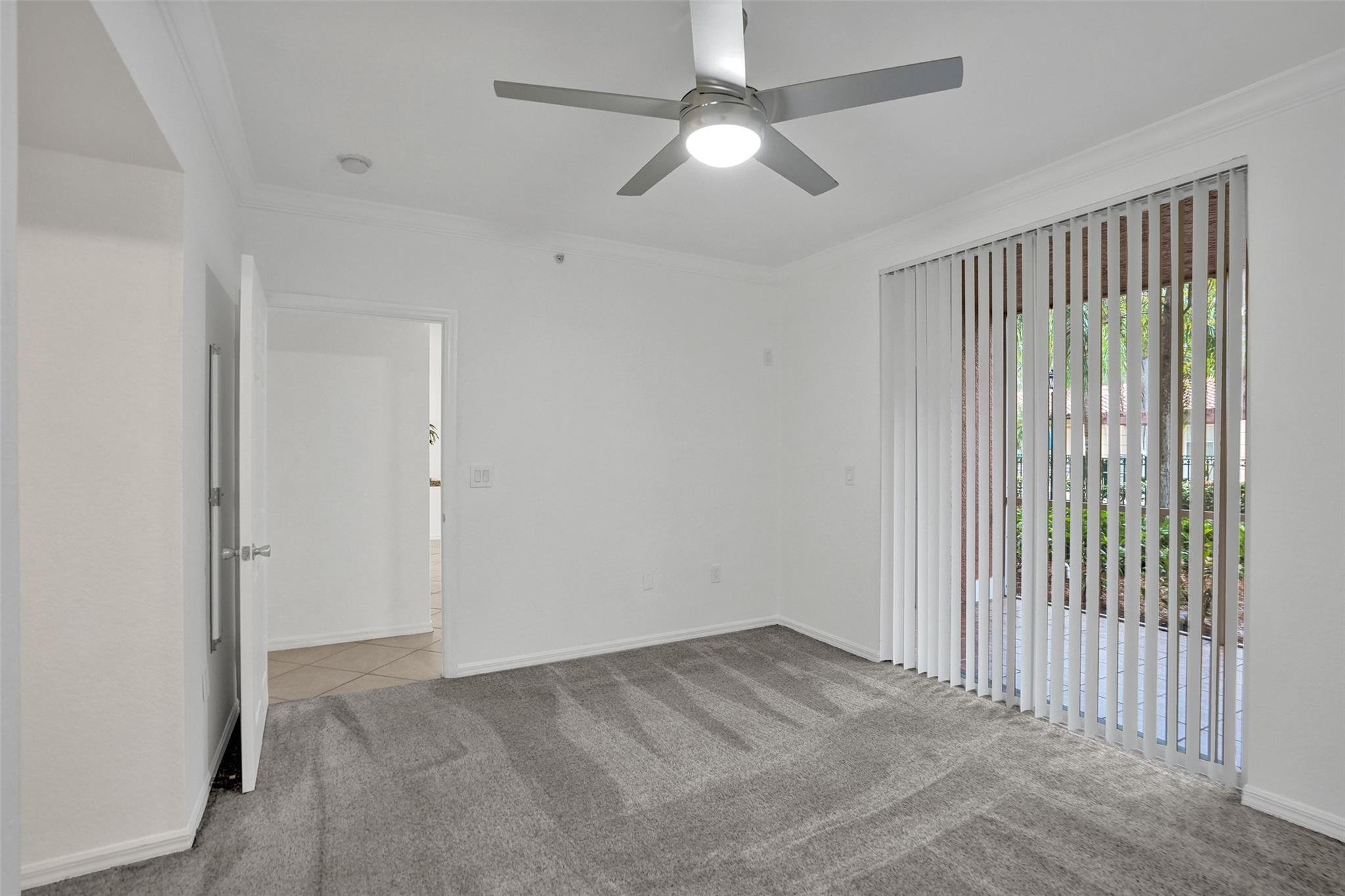 6584 W Sample Road 6584, Coral Springs, FL 33067