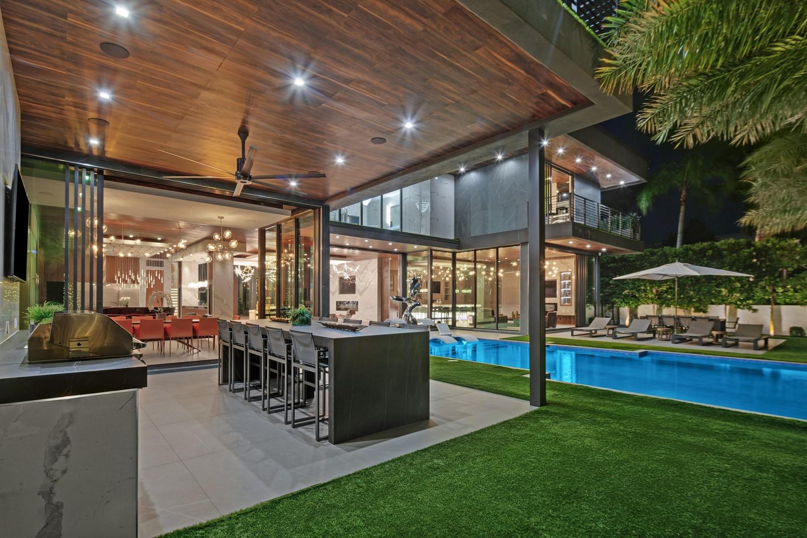 671 Middle River Drive, Fort Lauderdale, FL 33304