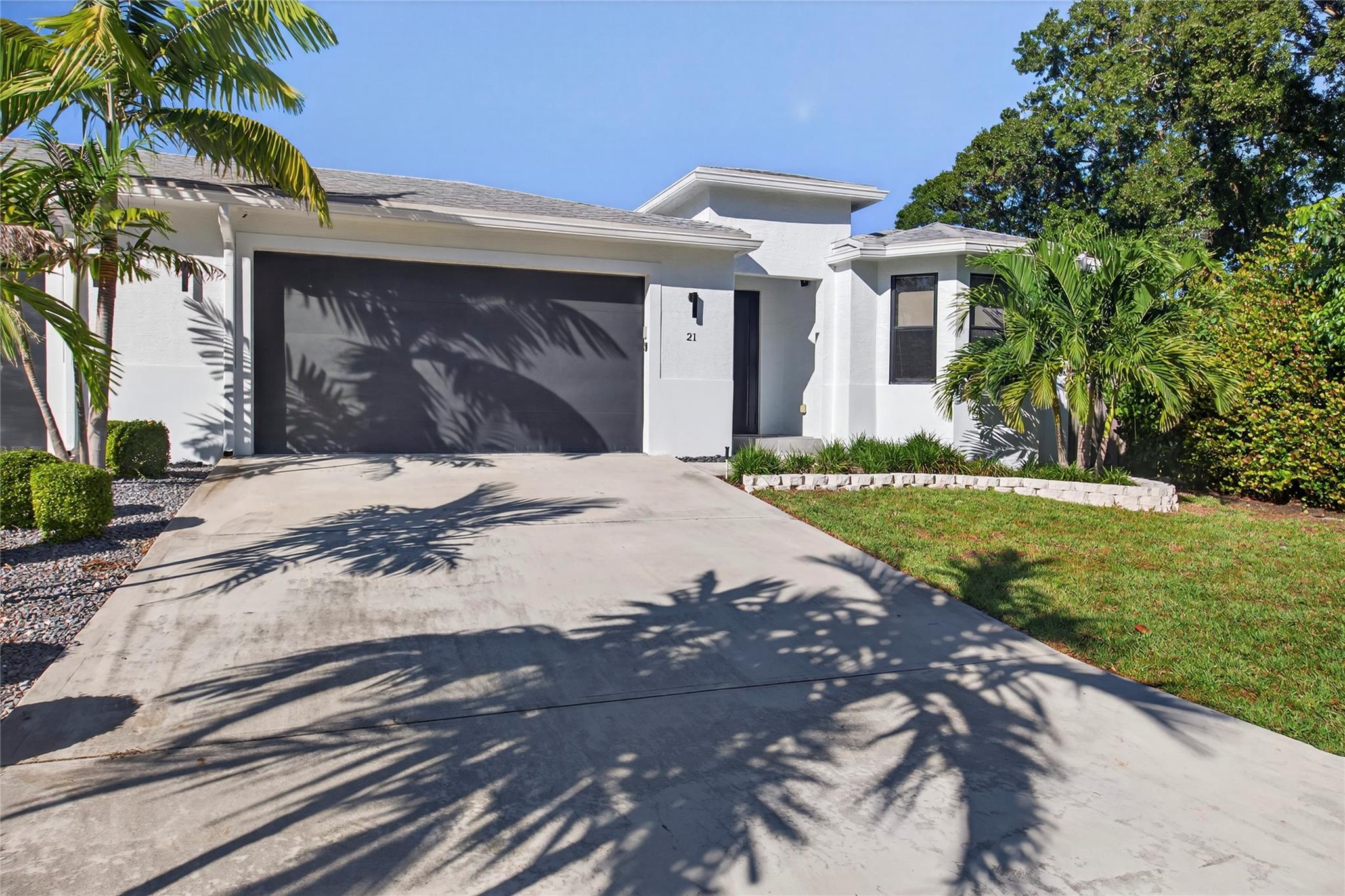 Photo for 21 NE 25th Street, Wilton Manors, FL 33305 - listing #FX-10533501 21 NE 25th Street, Wilton Manors, FL 33305
