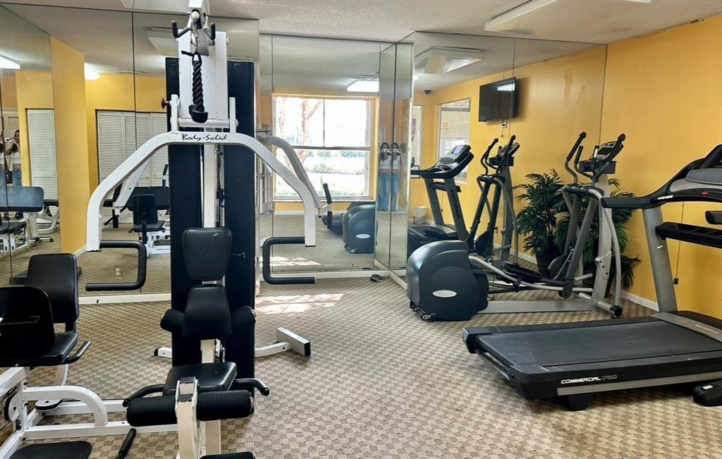 9955 Westview Drive 215, Coral Springs, FL 33076