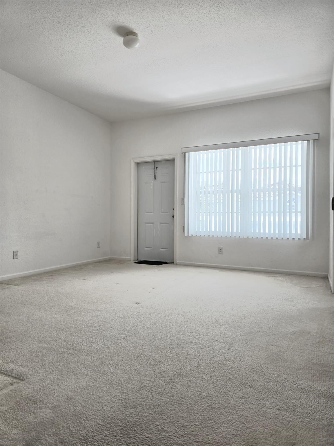 10589 NW 56th Place, Coral Springs, FL 33076