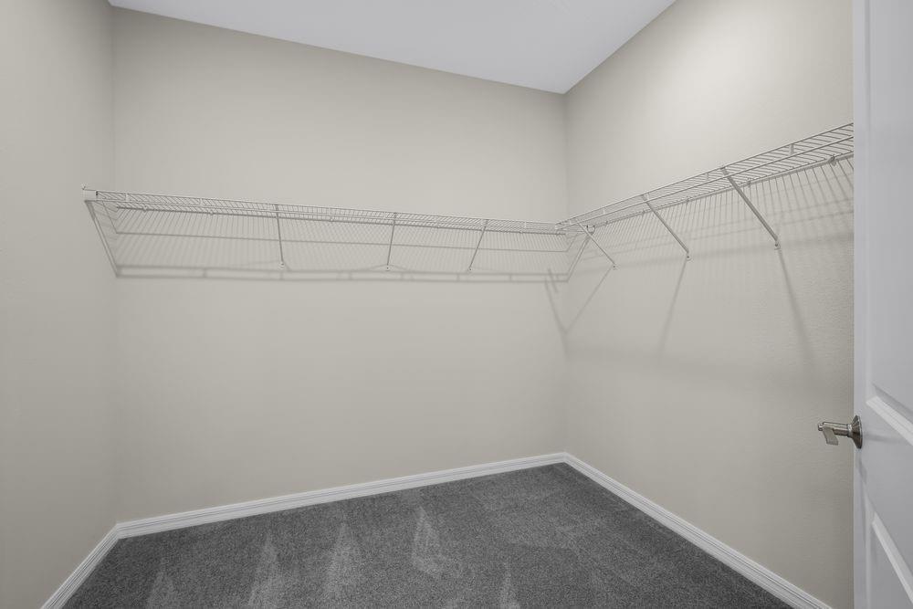 621 SE Ranch Oak Circle ~ Ready Now