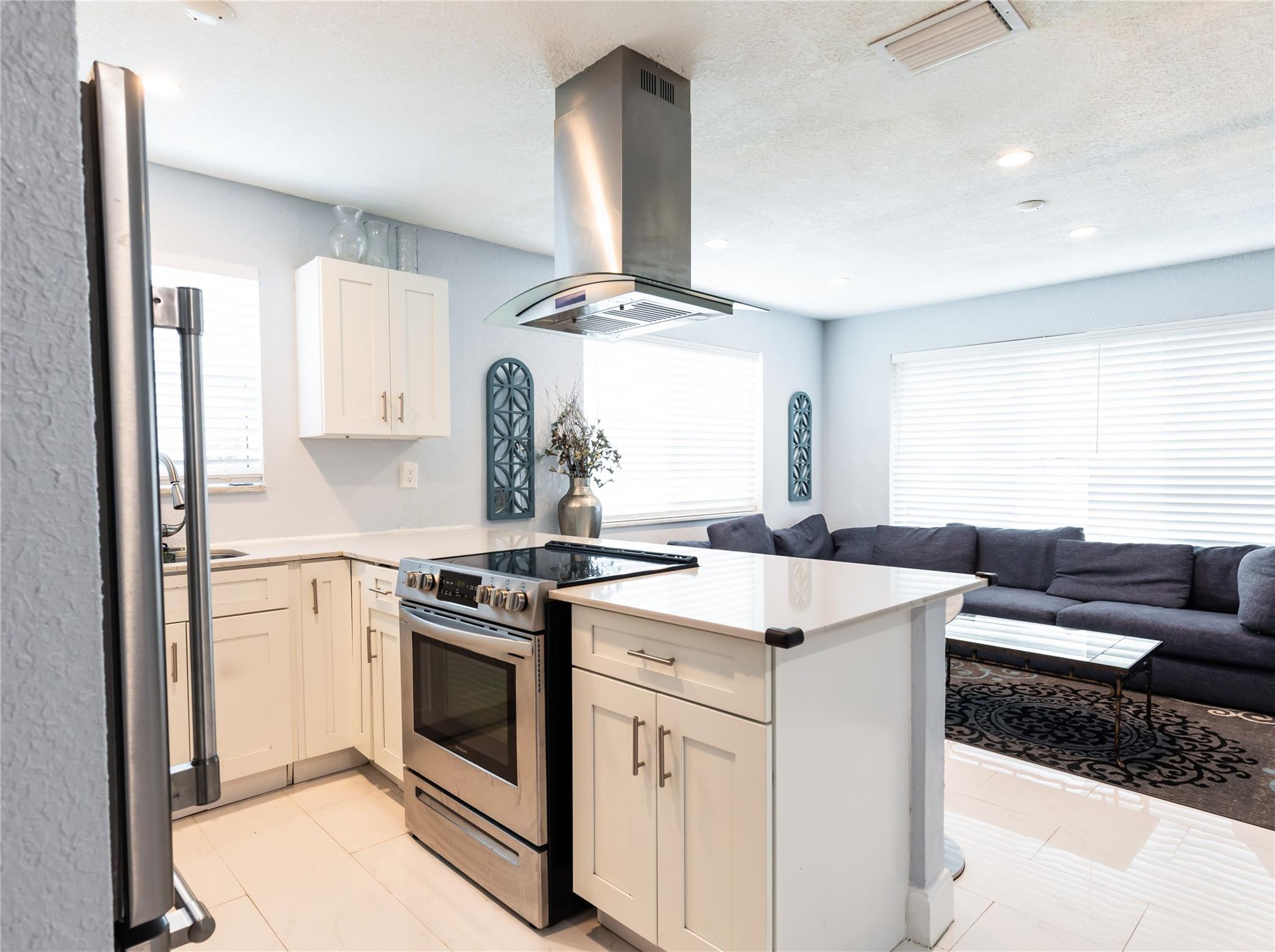 4103 NW 78th Terrace, Coral Springs, FL 33065