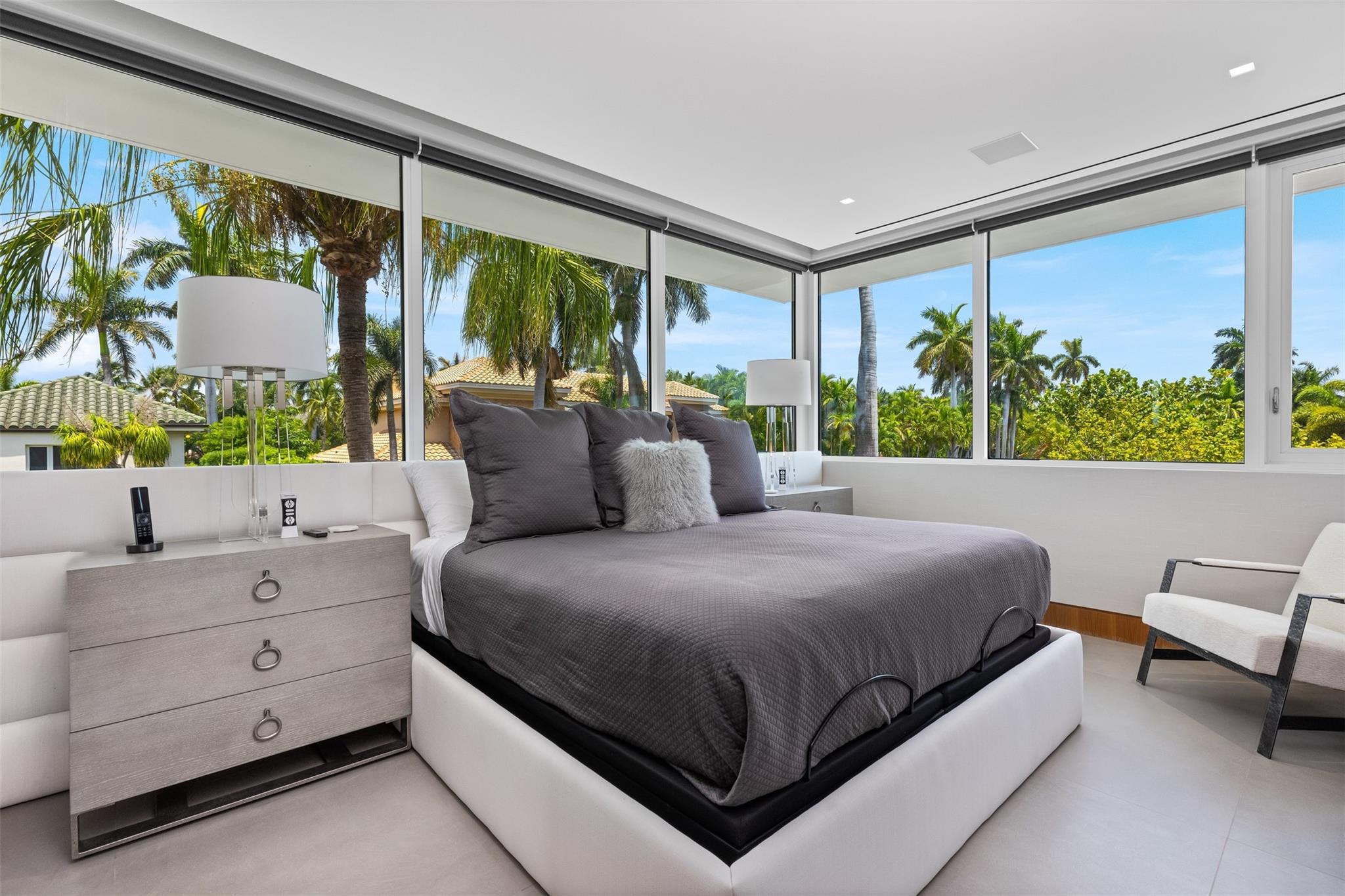 650 Royal Plaza Drive, Fort Lauderdale, FL 33301