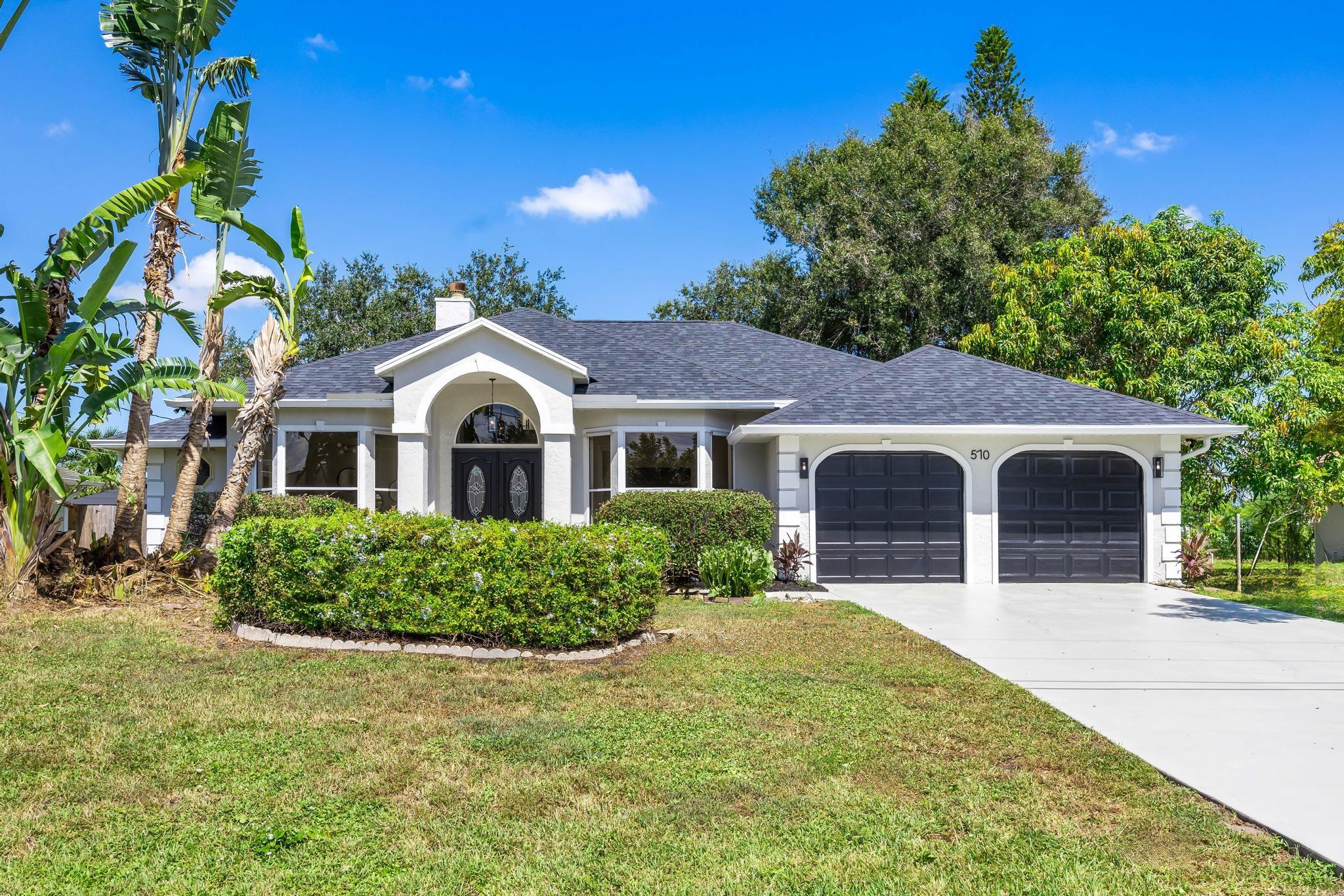 Photo for 570 SE Nome Drive, Port Saint Lucie, FL 34984 - Listing #FX-10519281 570 SE Nome Drive, Port Saint Lucie, FL 34984