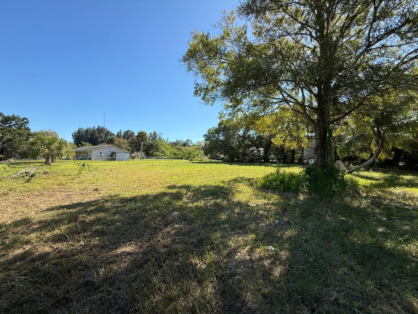 Photo for 3704 Arnold Road, Fort Pierce, FL 34981 - listing #FX-10532069 3704 Arnold Road, Fort Pierce, FL 34981