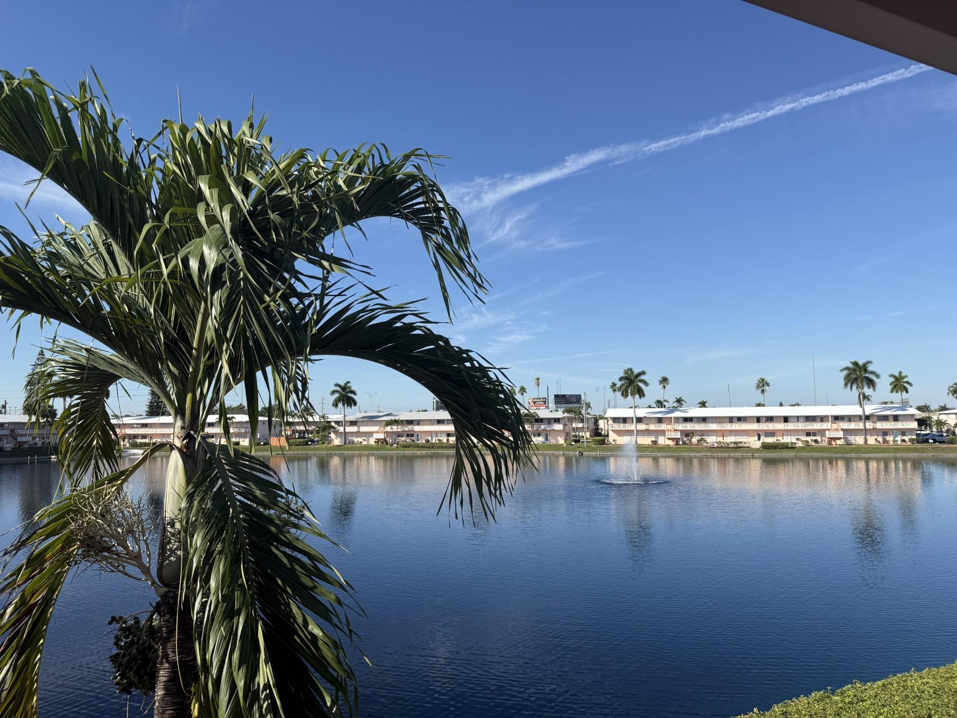 Photo for 900 SW 10th Terrace, 21S 21S, Hallandale Beach, FL 33009 - listing #FX-10538237 900 SW 10th Terrace, 21S 21S, Hallandale Beach, FL 33009