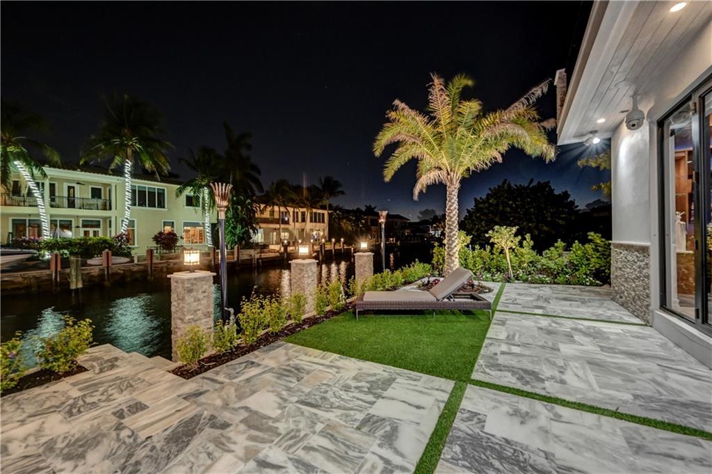 2900 NE 8 Avenue, Boca Raton, FL 33431