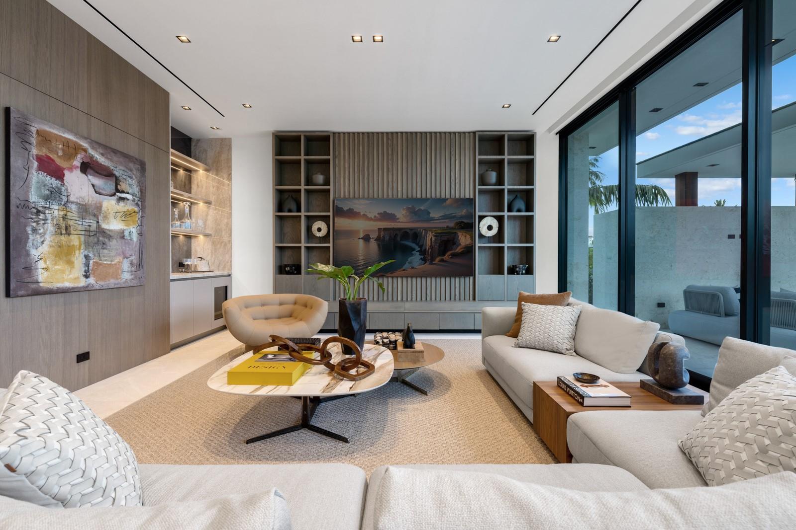 1721 SE 11th Street, Fort Lauderdale, FL 33316