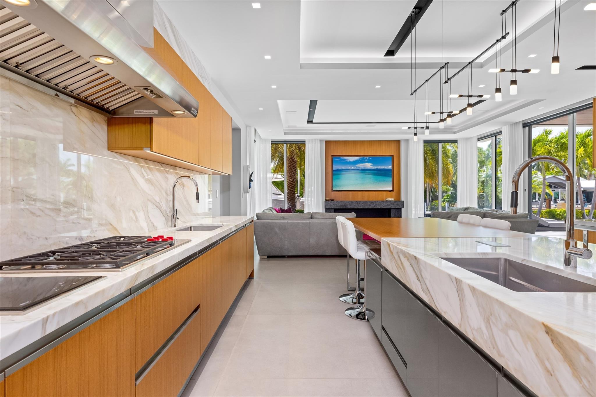 650 Royal Plaza Drive, Fort Lauderdale, FL 33301