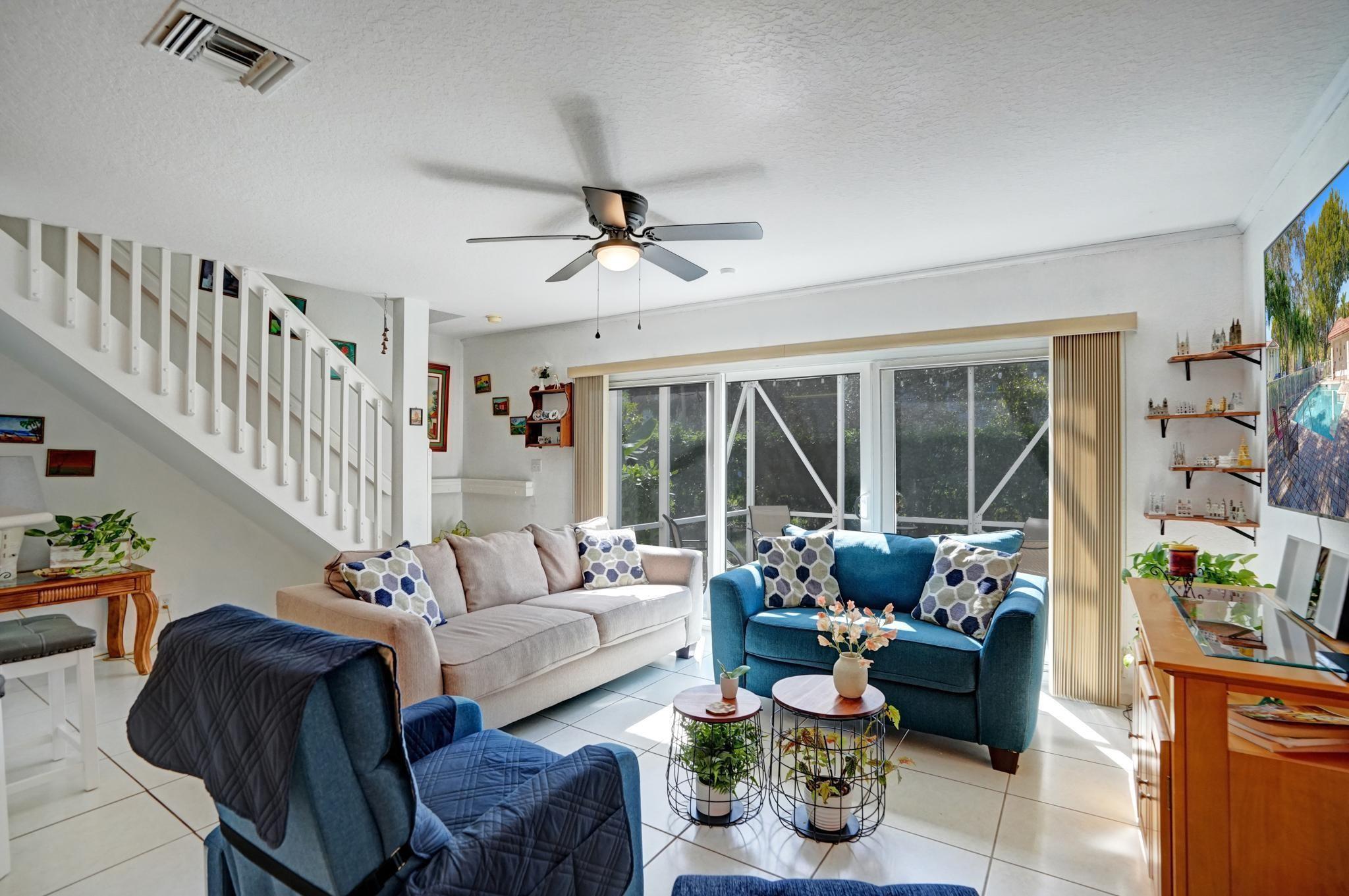 8964 NW 38th Drive 8964, Coral Springs, FL 33065