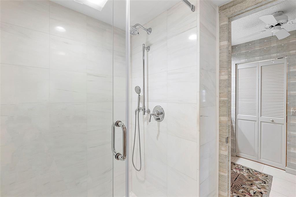 Photo for 8210 E Casa Del Lago, E, Boca Raton, FL 33433 - Listing #FX-10435946 8210 E Casa Del Lago, E, Boca Raton, FL 33433