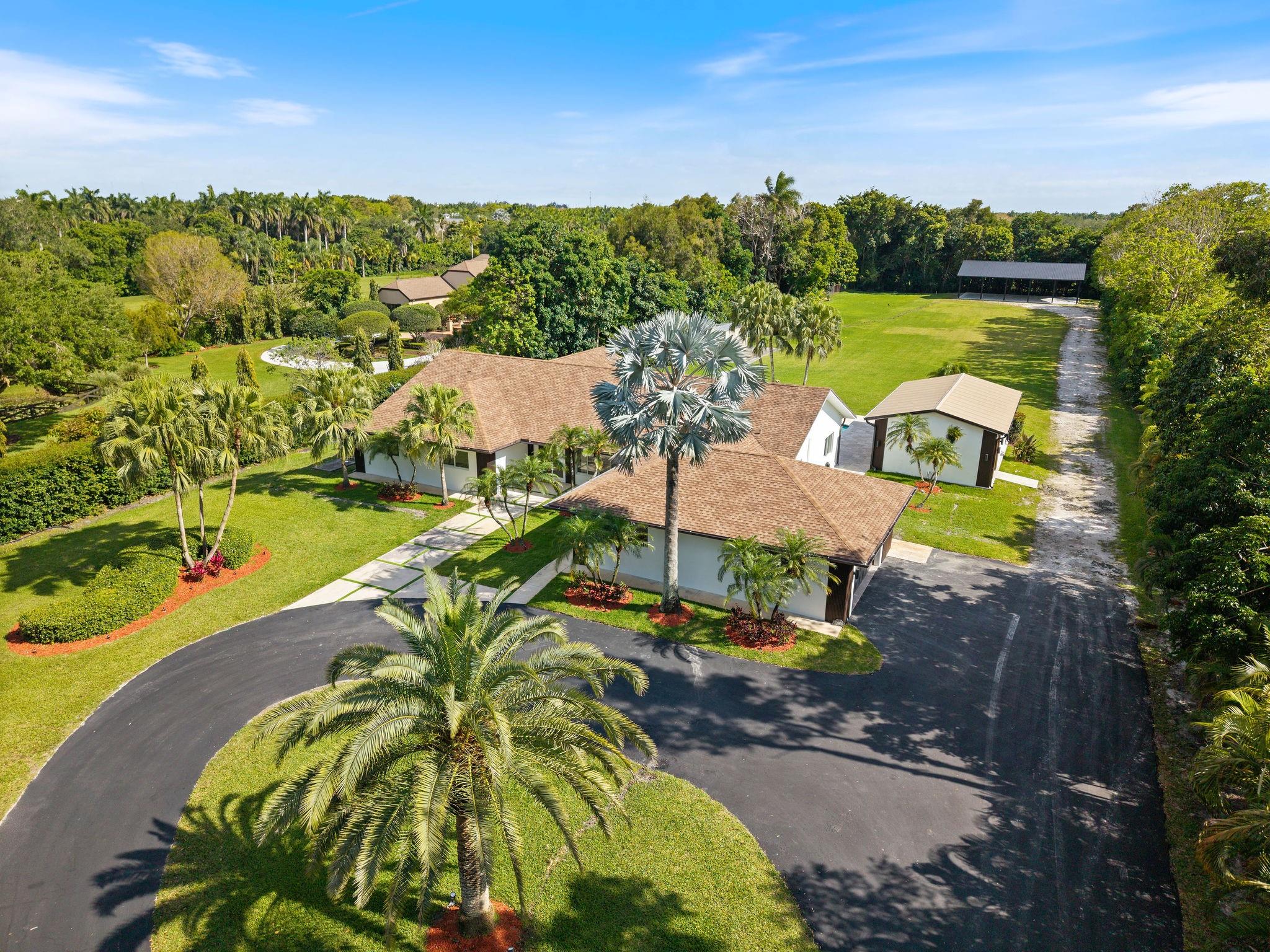 Photo for 13900 Mustang Trail, Southwest Ranches, FL 33330 - Listing #FX-10531292 13900 Mustang Trail, Southwest Ranches, FL 33330