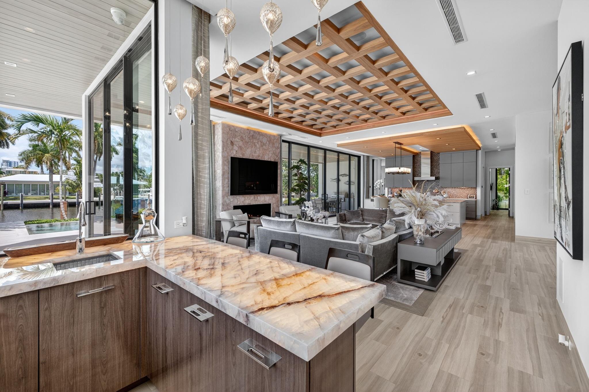 1 Royal Palm Drive, Fort Lauderdale, FL 33301