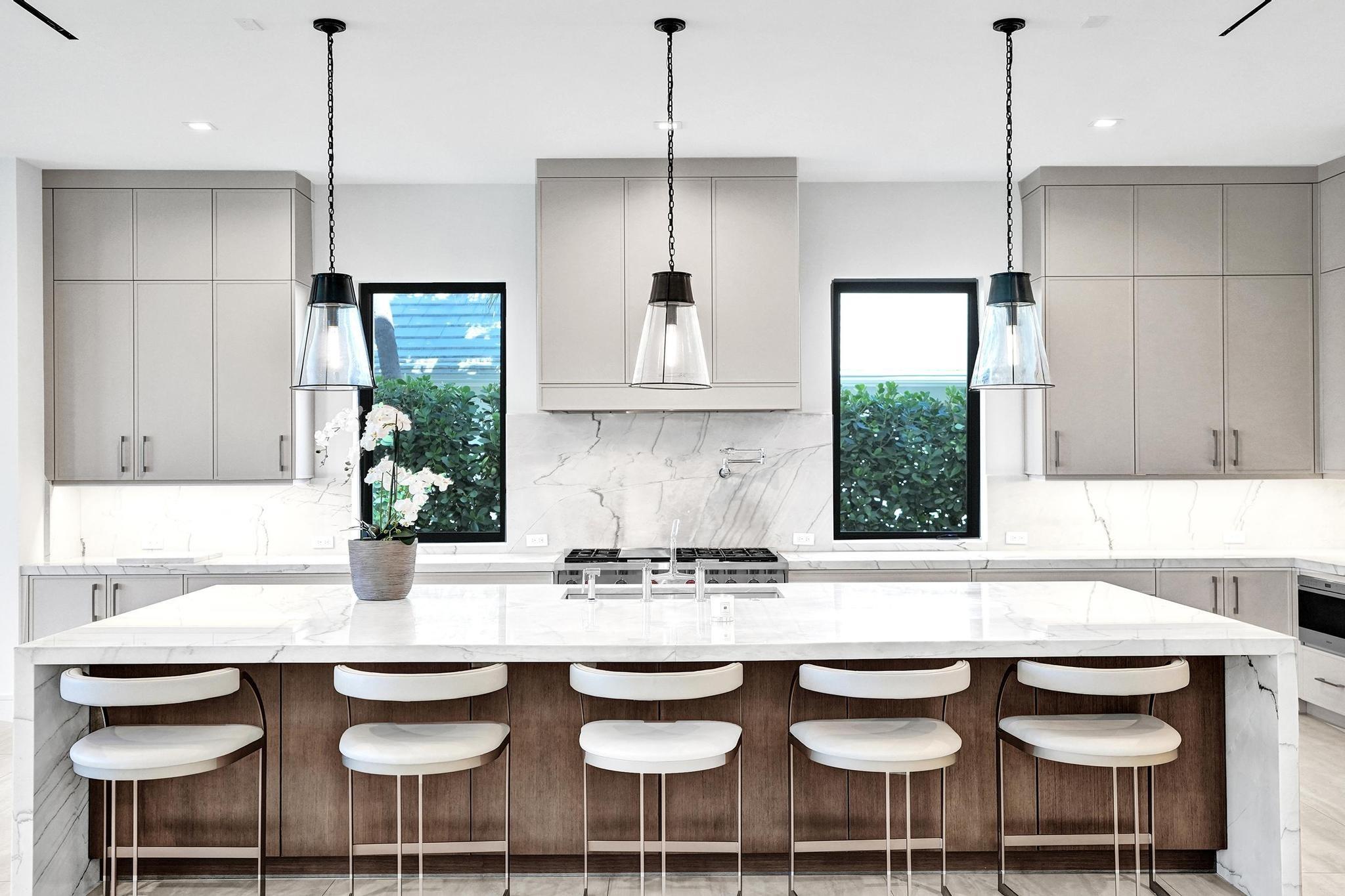 7 Seneca Road, Sea Ranch Lakes, FL 33308