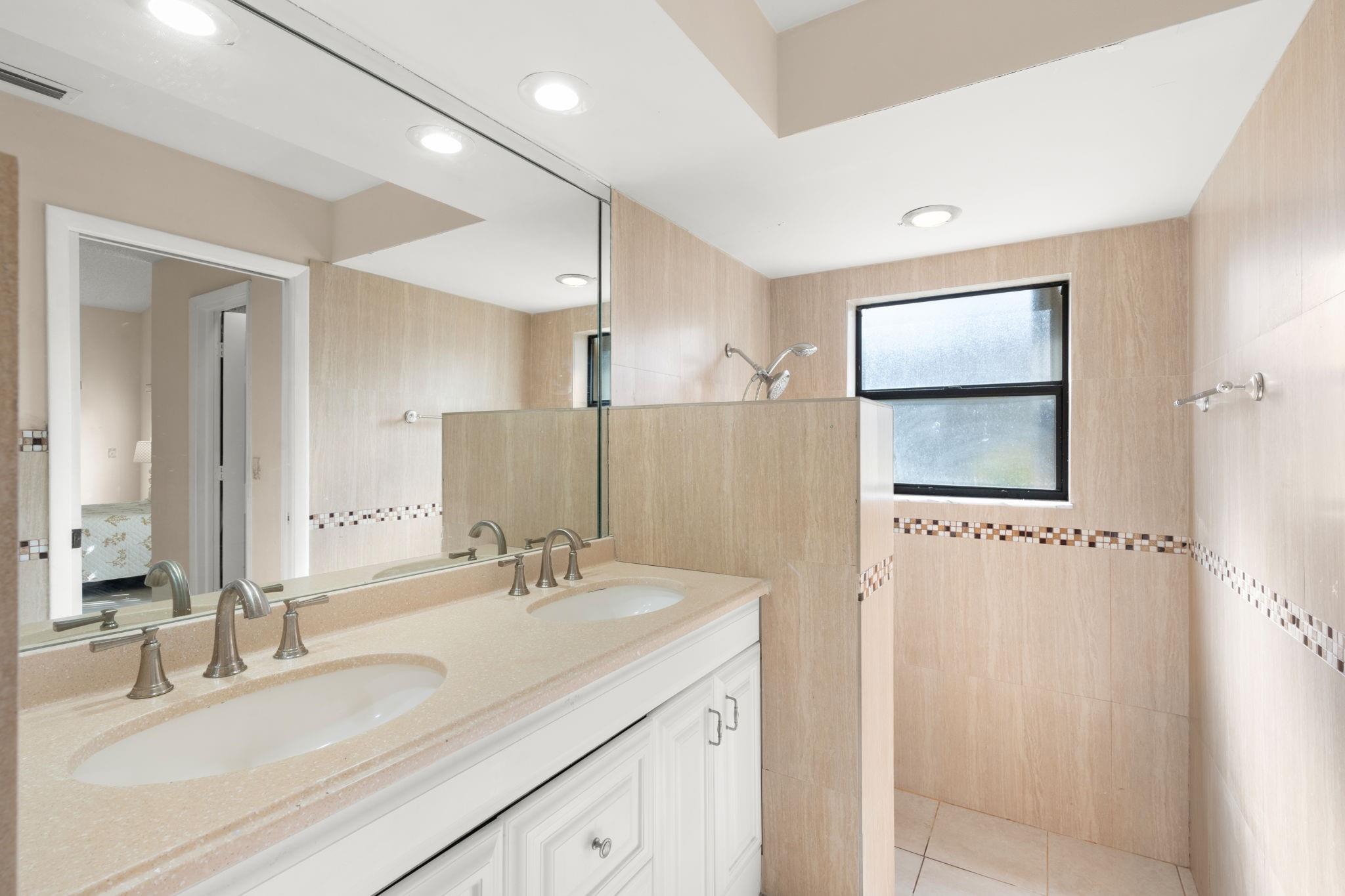 2326 NW 96th Way, Coral Springs, FL 33065