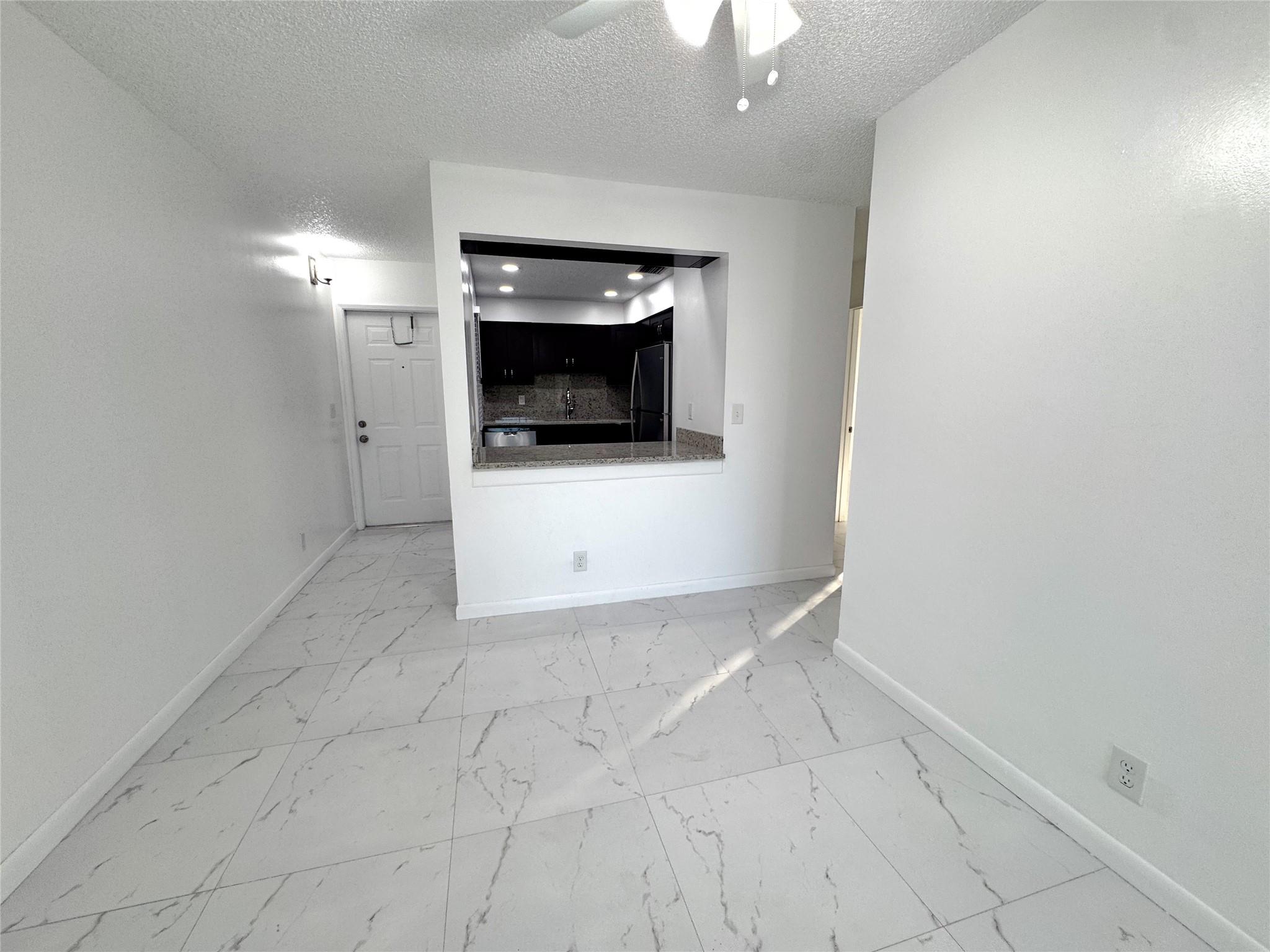 10687 Royal Palm Boulevard, Coral Springs, FL 33065