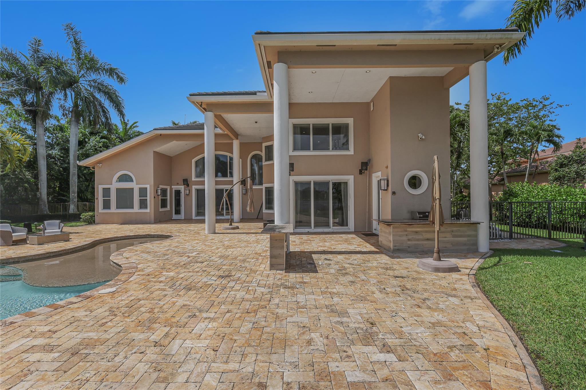 Photo for 10792 Pine Lodge Trail, Davie, FL 33328 - Listing #FX-10511577 10792 Pine Lodge Trail, Davie, FL 33328