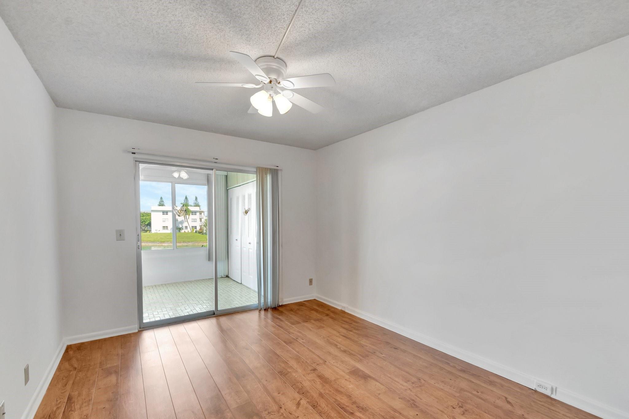 Photo for 267 Wellington J, 267, West Palm Beach, FL 33417 - Listing #FX-10503040 267 Wellington J, 267, West Palm Beach, FL 33417