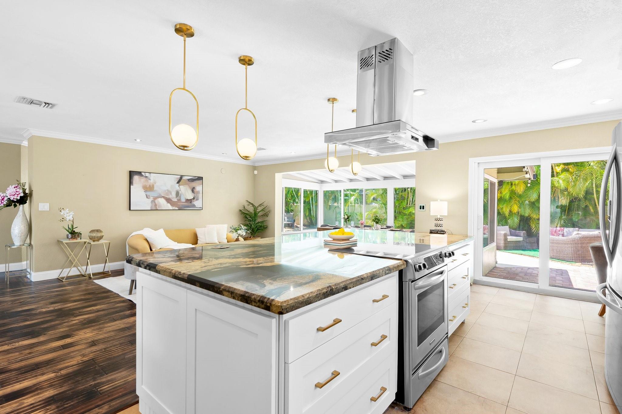 Photo for 8 NE 29th Street, Wilton Manors, FL 33334 - Listing #FX-10526644 8 NE 29th Street, Wilton Manors, FL 33334