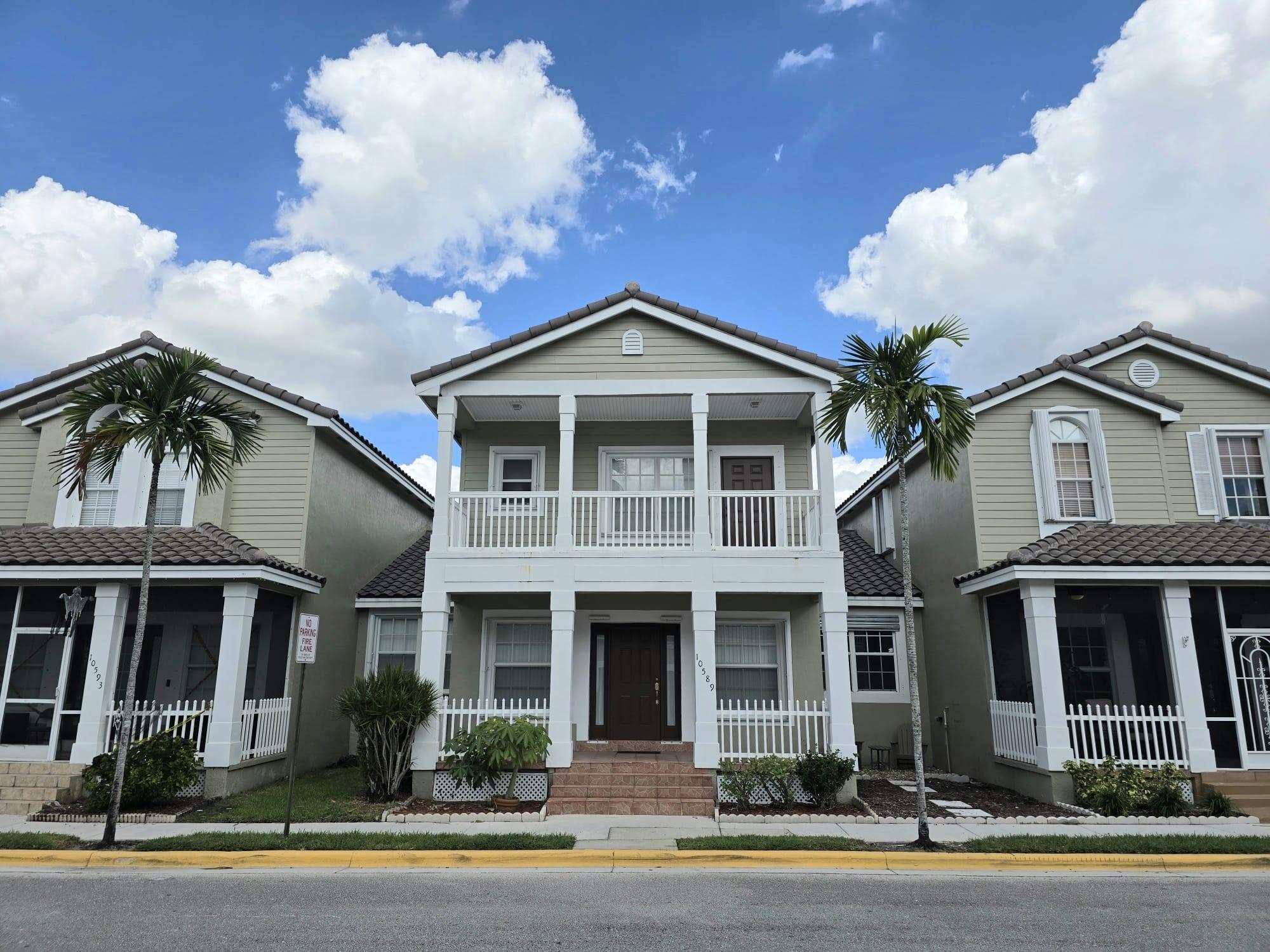 10589 NW 56th Place, Coral Springs, FL 33076