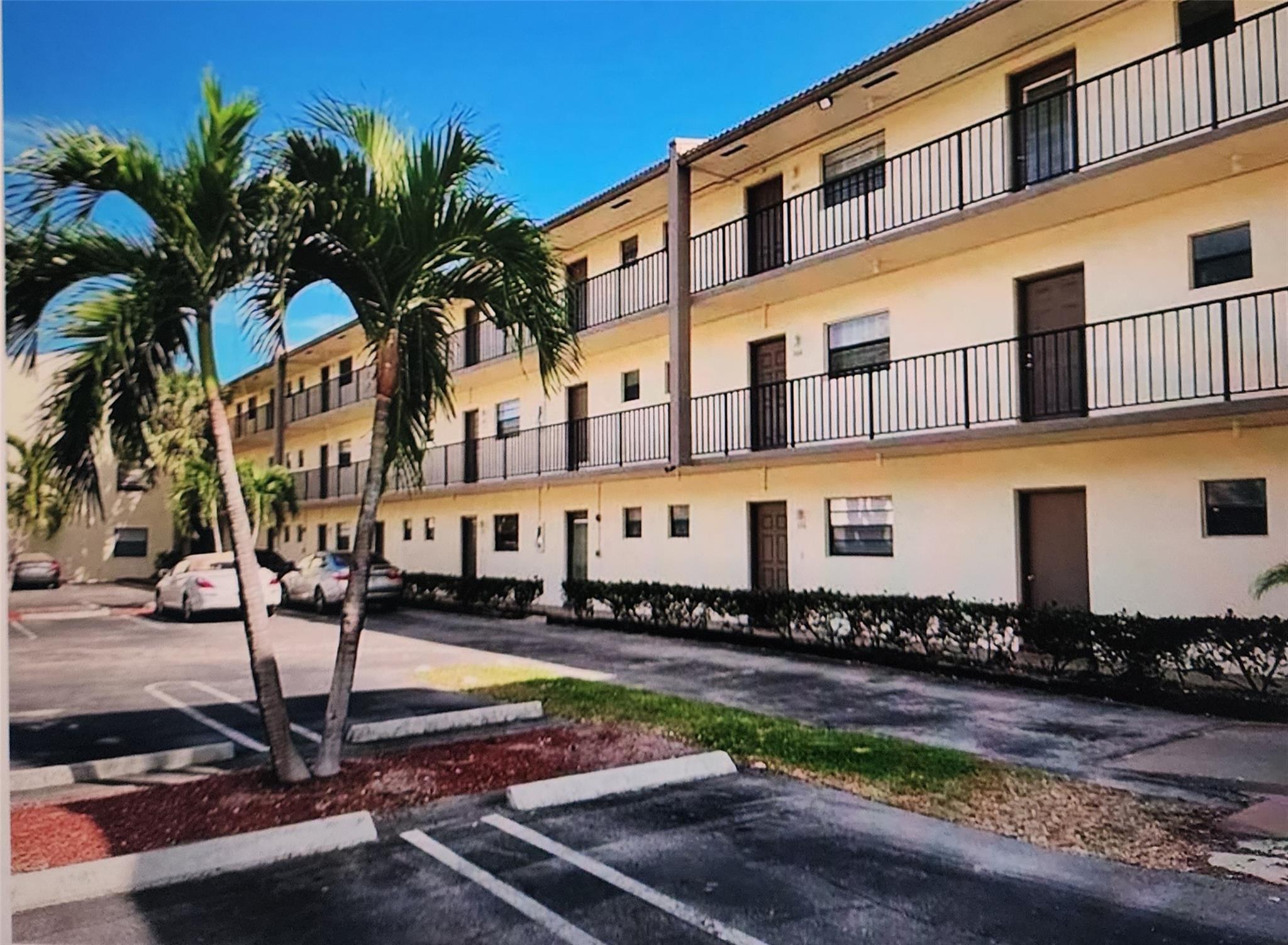 Photo for 9150 NW 38th Drive 106, Coral Springs, FL 33065 - Listing #FX-10550134 9150 NW 38th Drive 106, Coral Springs, FL 33065