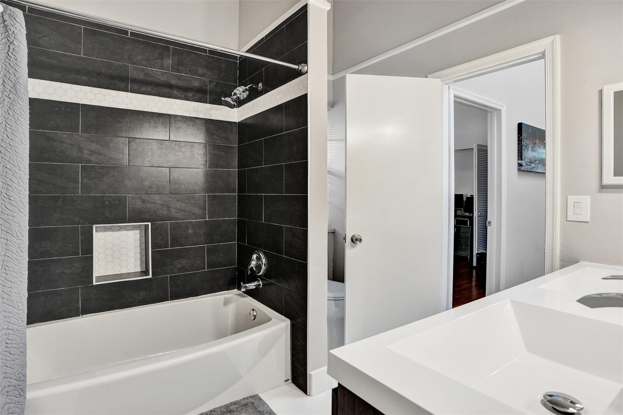 11694 NW 20th Drive 11694, Coral Springs, FL 33071