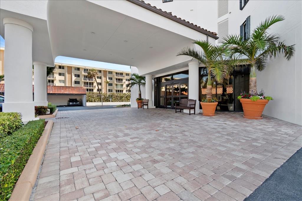 Photo for 600 Ocean Drive, 8D, Juno Beach, FL 33408 - Listing #FX-10422430 600 Ocean Drive, 8D, Juno Beach, FL 33408